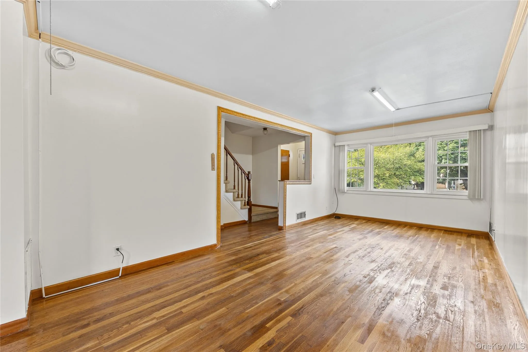 142-10 Oak Avenue, New York, NY, 3 Bedrooms Bedrooms, 8 Rooms Rooms,1 BathroomBathrooms,Residential,For Rent,Oak,0,1048477 142-10 Oak Avenue, New York, NY, 3 Bedrooms Bedrooms, 8 Rooms Rooms,1 BathroomBathrooms,Residential,For Rent,Oak,0,1048477