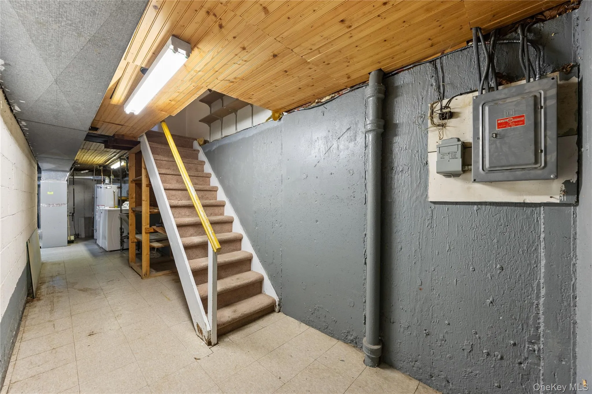 142-10 Oak Avenue, New York, NY, 3 Bedrooms Bedrooms, 8 Rooms Rooms,1 BathroomBathrooms,Residential,For Rent,Oak,0,1048477 142-10 Oak Avenue, New York, NY, 3 Bedrooms Bedrooms, 8 Rooms Rooms,1 BathroomBathrooms,Residential,For Rent,Oak,0,1048477
