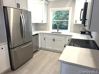 60 Howard Avenue, Babylon, NY, 3 Bedrooms Bedrooms, 5 Rooms Rooms,1 BathroomBathrooms,Residential,For Rent,Howard,0,1048486 60 Howard Avenue, Babylon, NY, 3 Bedrooms Bedrooms, 5 Rooms Rooms,1 BathroomBathrooms,Residential,For Rent,Howard,0,1048486