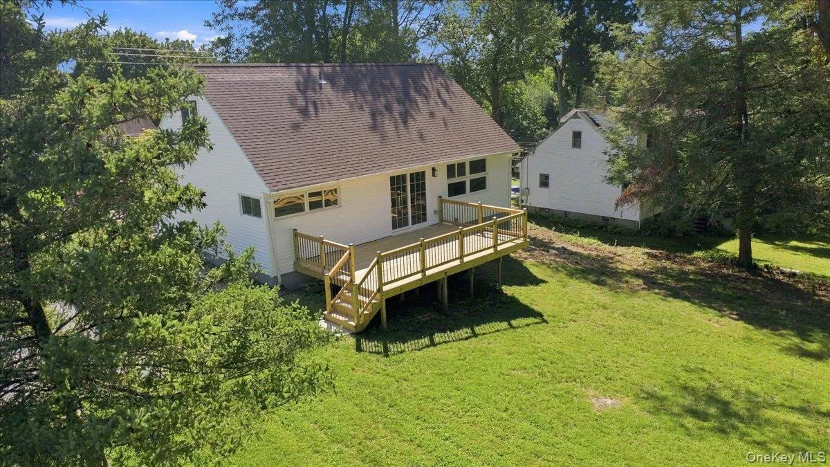 724 Locksley Road, Yorktown, NY, 4 Bedrooms Bedrooms, 7 Rooms Rooms,2 BathroomsBathrooms,Residential,For Rent,Locksley,0,1048488 724 Locksley Road, Yorktown, NY, 4 Bedrooms Bedrooms, 7 Rooms Rooms,2 BathroomsBathrooms,Residential,For Rent,Locksley,0,1048488