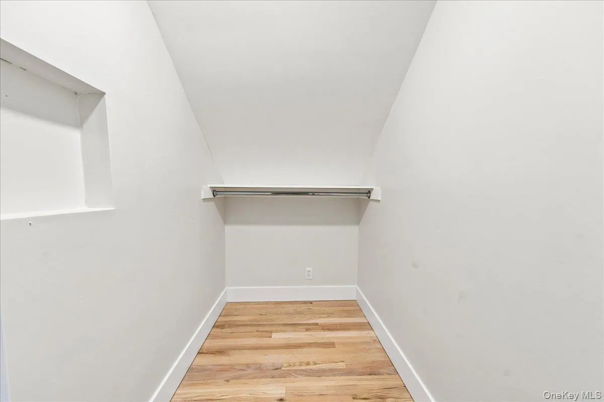 724 Locksley Road, Yorktown, NY, 4 Bedrooms Bedrooms, 7 Rooms Rooms,2 BathroomsBathrooms,Residential,For Rent,Locksley,0,1048488 724 Locksley Road, Yorktown, NY, 4 Bedrooms Bedrooms, 7 Rooms Rooms,2 BathroomsBathrooms,Residential,For Rent,Locksley,0,1048488