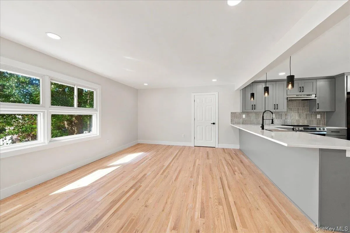 724 Locksley Road, Yorktown, NY, 4 Bedrooms Bedrooms, 7 Rooms Rooms,2 BathroomsBathrooms,Residential,For Rent,Locksley,0,1048488 724 Locksley Road, Yorktown, NY, 4 Bedrooms Bedrooms, 7 Rooms Rooms,2 BathroomsBathrooms,Residential,For Rent,Locksley,0,1048488