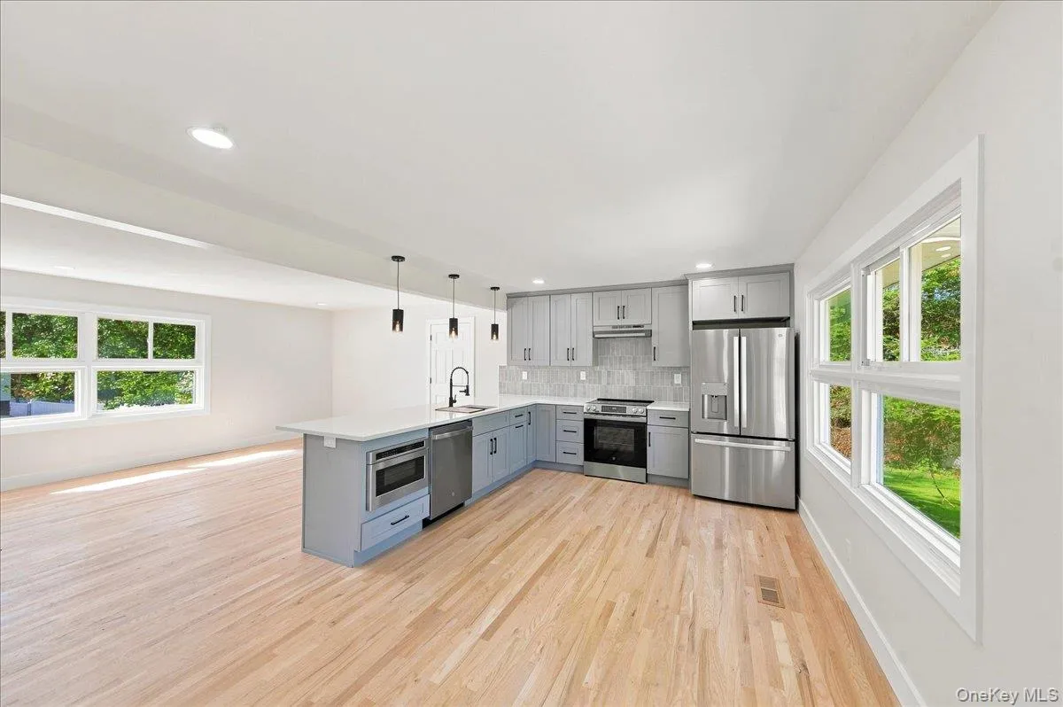724 Locksley Road, Yorktown, NY, 4 Bedrooms Bedrooms, 7 Rooms Rooms,2 BathroomsBathrooms,Residential,For Rent,Locksley,0,1048488 724 Locksley Road, Yorktown, NY, 4 Bedrooms Bedrooms, 7 Rooms Rooms,2 BathroomsBathrooms,Residential,For Rent,Locksley,0,1048488