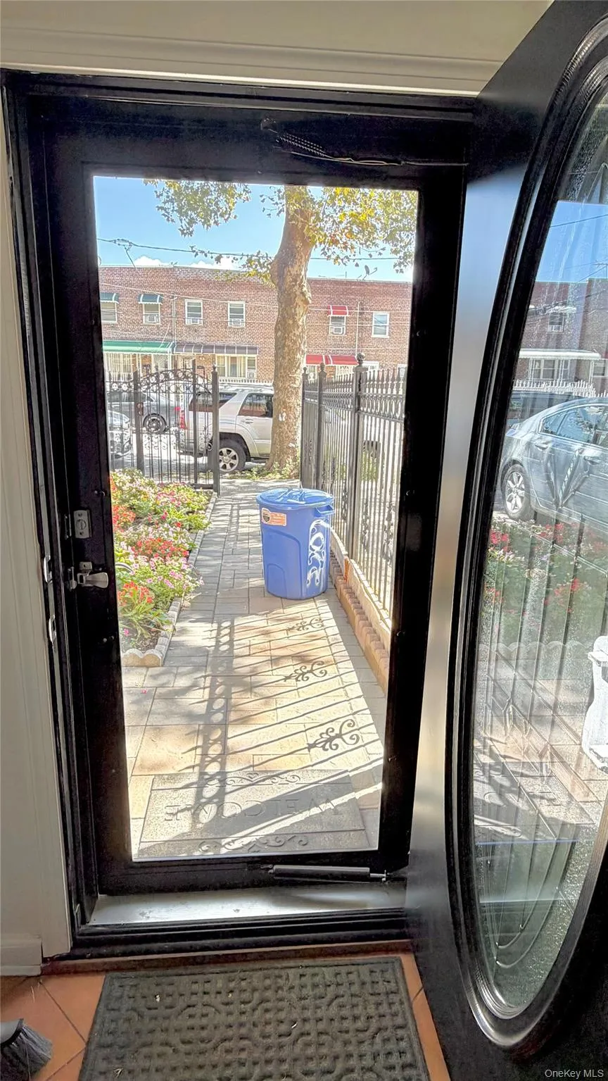 3207 Pearsall Avenue, New York, NY, 4 Bedrooms Bedrooms, 7 Rooms Rooms,2 BathroomsBathrooms,Residential,For Rent,Pearsall,0,1048490 3207 Pearsall Avenue, New York, NY, 4 Bedrooms Bedrooms, 7 Rooms Rooms,2 BathroomsBathrooms,Residential,For Rent,Pearsall,0,1048490