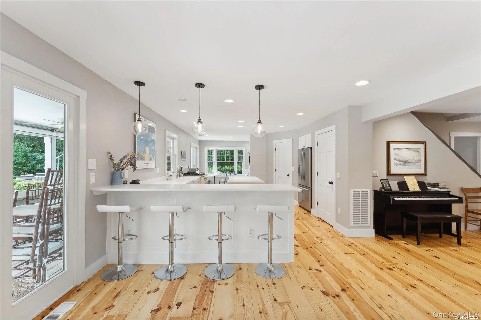 50 Old Main Road, Southampton, NY, 4 Bedrooms Bedrooms, 12 Rooms Rooms,4 BathroomsBathrooms,Residential Lease,For Rent,Old Main,0,1048496 50 Old Main Road, Southampton, NY, 4 Bedrooms Bedrooms, 12 Rooms Rooms,4 BathroomsBathrooms,Residential Lease,For Rent,Old Main,0,1048496
