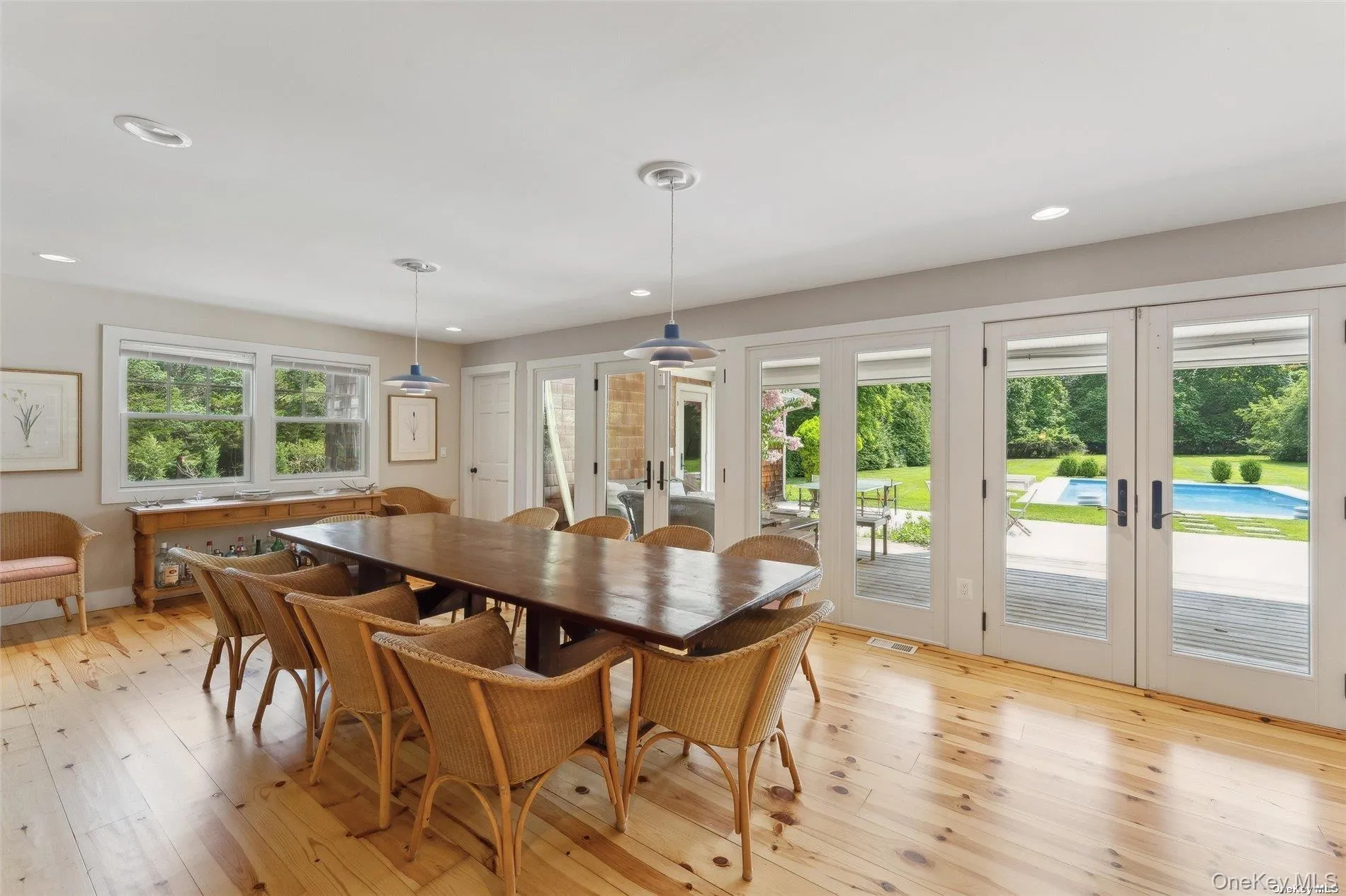 50 Old Main Road, Southampton, NY, 4 Bedrooms Bedrooms, 12 Rooms Rooms,4 BathroomsBathrooms,Residential Lease,For Rent,Old Main,0,1048496 50 Old Main Road, Southampton, NY, 4 Bedrooms Bedrooms, 12 Rooms Rooms,4 BathroomsBathrooms,Residential Lease,For Rent,Old Main,0,1048496