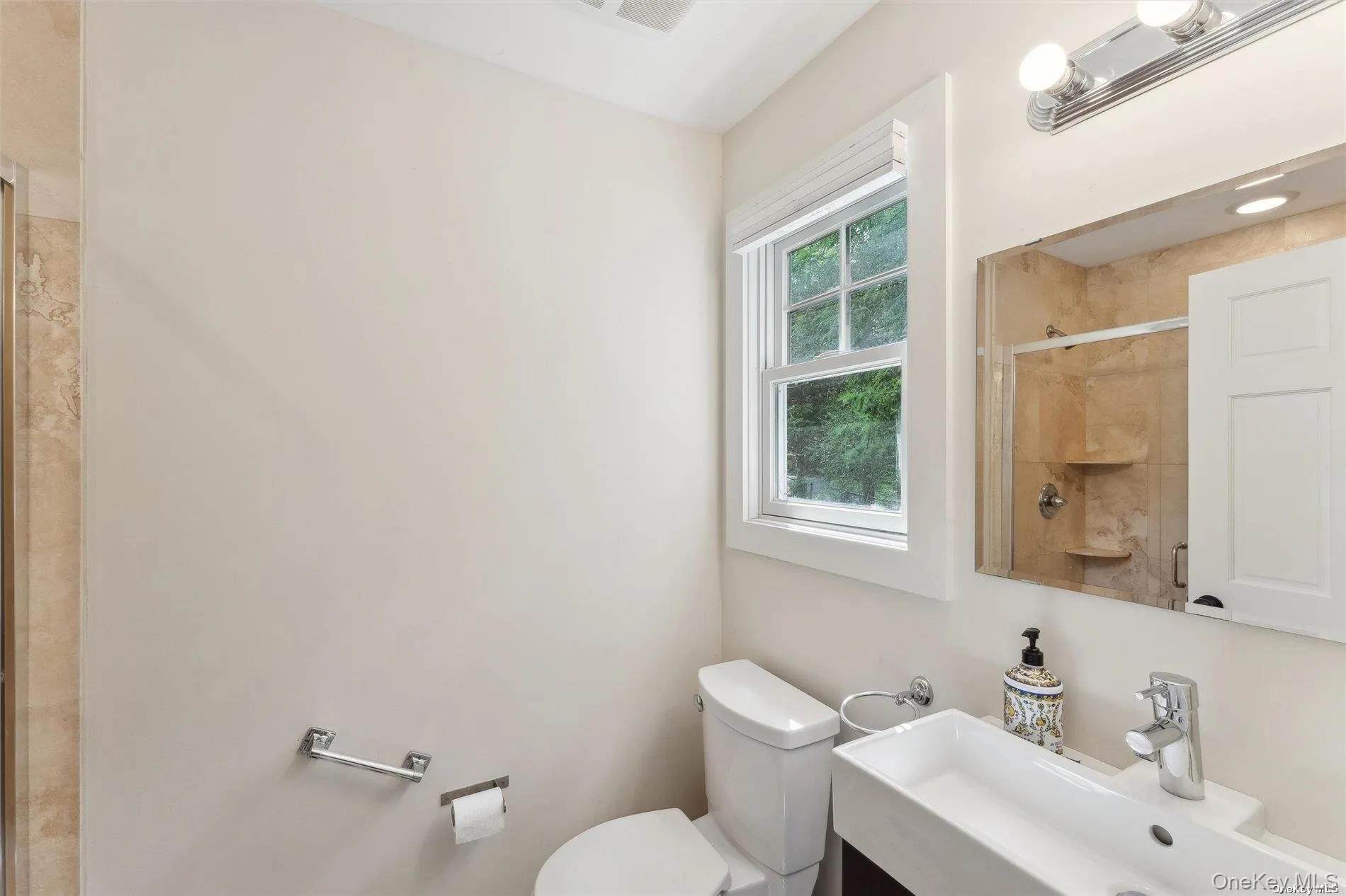 50 Old Main Road, Southampton, NY, 4 Bedrooms Bedrooms, 12 Rooms Rooms,4 BathroomsBathrooms,Residential Lease,For Rent,Old Main,0,1048496 50 Old Main Road, Southampton, NY, 4 Bedrooms Bedrooms, 12 Rooms Rooms,4 BathroomsBathrooms,Residential Lease,For Rent,Old Main,0,1048496