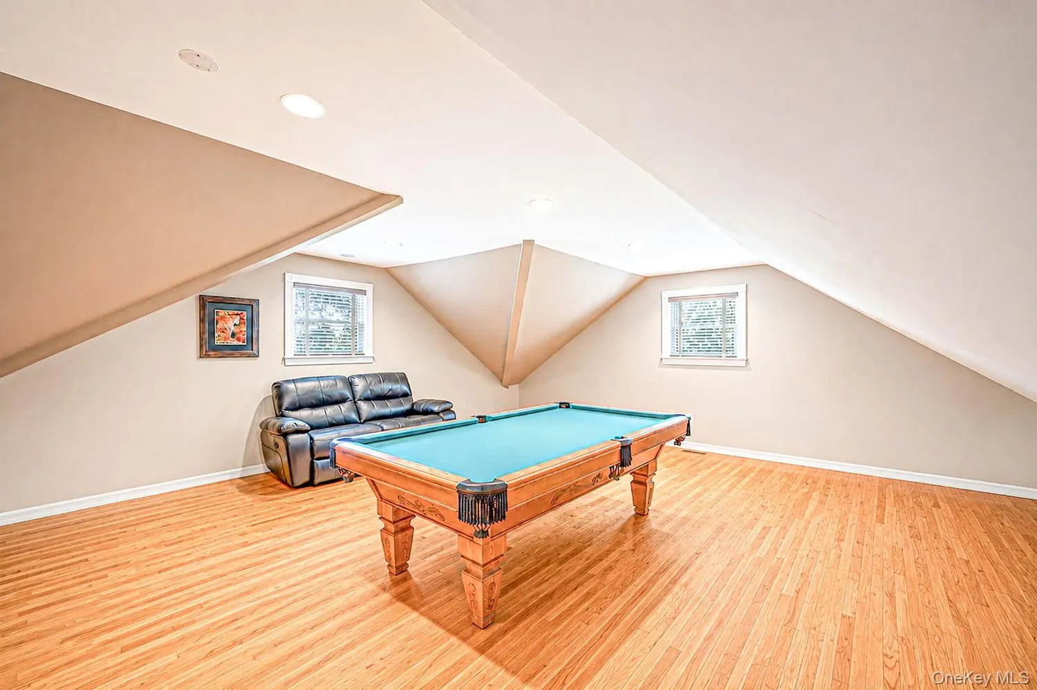 4 Holly Lane, Smithtown, NY, 3 Bedrooms Bedrooms, 10 Rooms Rooms,3 BathroomsBathrooms,Residential,For Rent,Holly,0,1048497 4 Holly Lane, Smithtown, NY, 3 Bedrooms Bedrooms, 10 Rooms Rooms,3 BathroomsBathrooms,Residential,For Rent,Holly,0,1048497