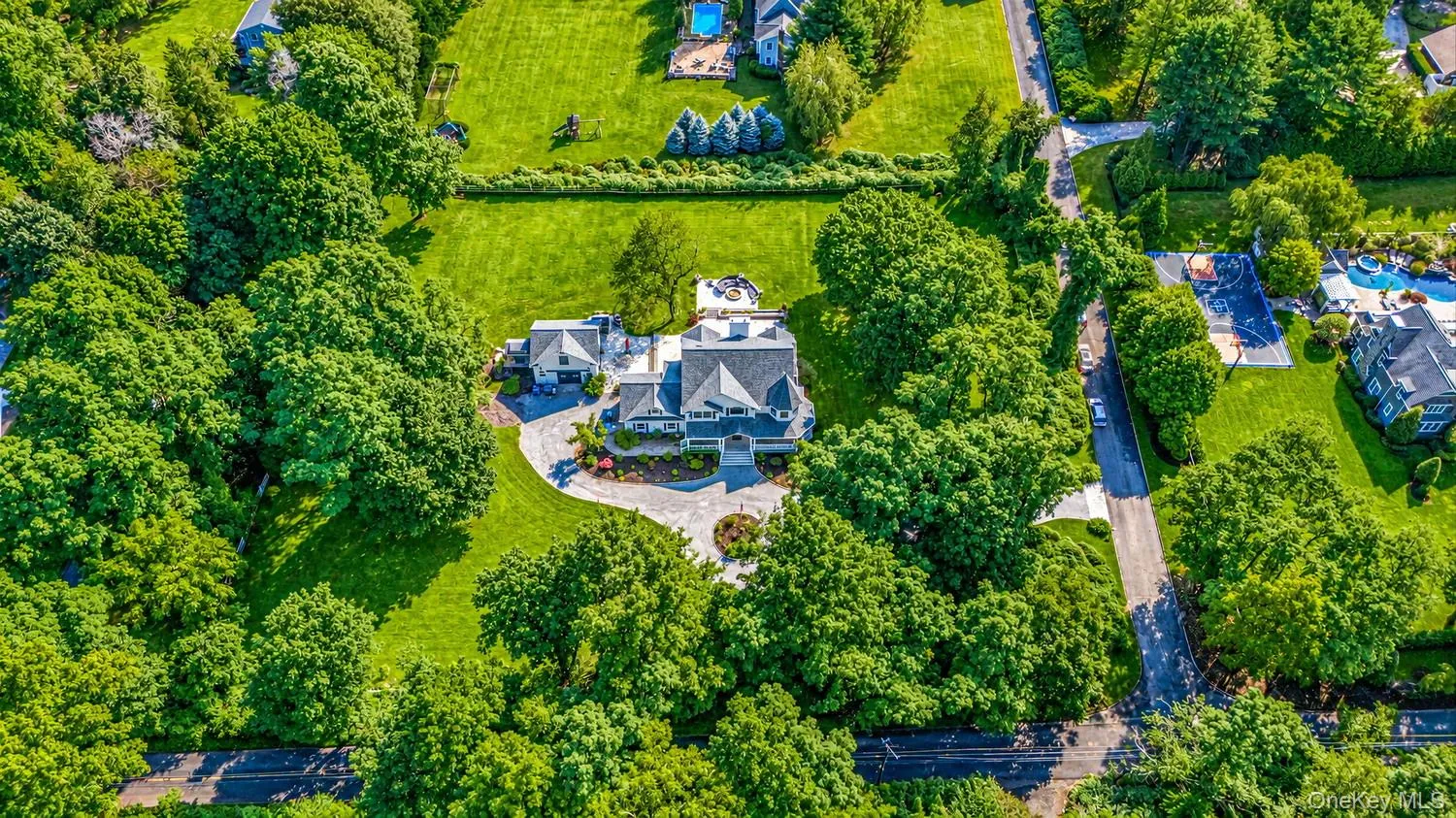 4 Holly Lane, Smithtown, NY, 3 Bedrooms Bedrooms, 10 Rooms Rooms,3 BathroomsBathrooms,Residential,For Rent,Holly,0,1048497 4 Holly Lane, Smithtown, NY, 3 Bedrooms Bedrooms, 10 Rooms Rooms,3 BathroomsBathrooms,Residential,For Rent,Holly,0,1048497