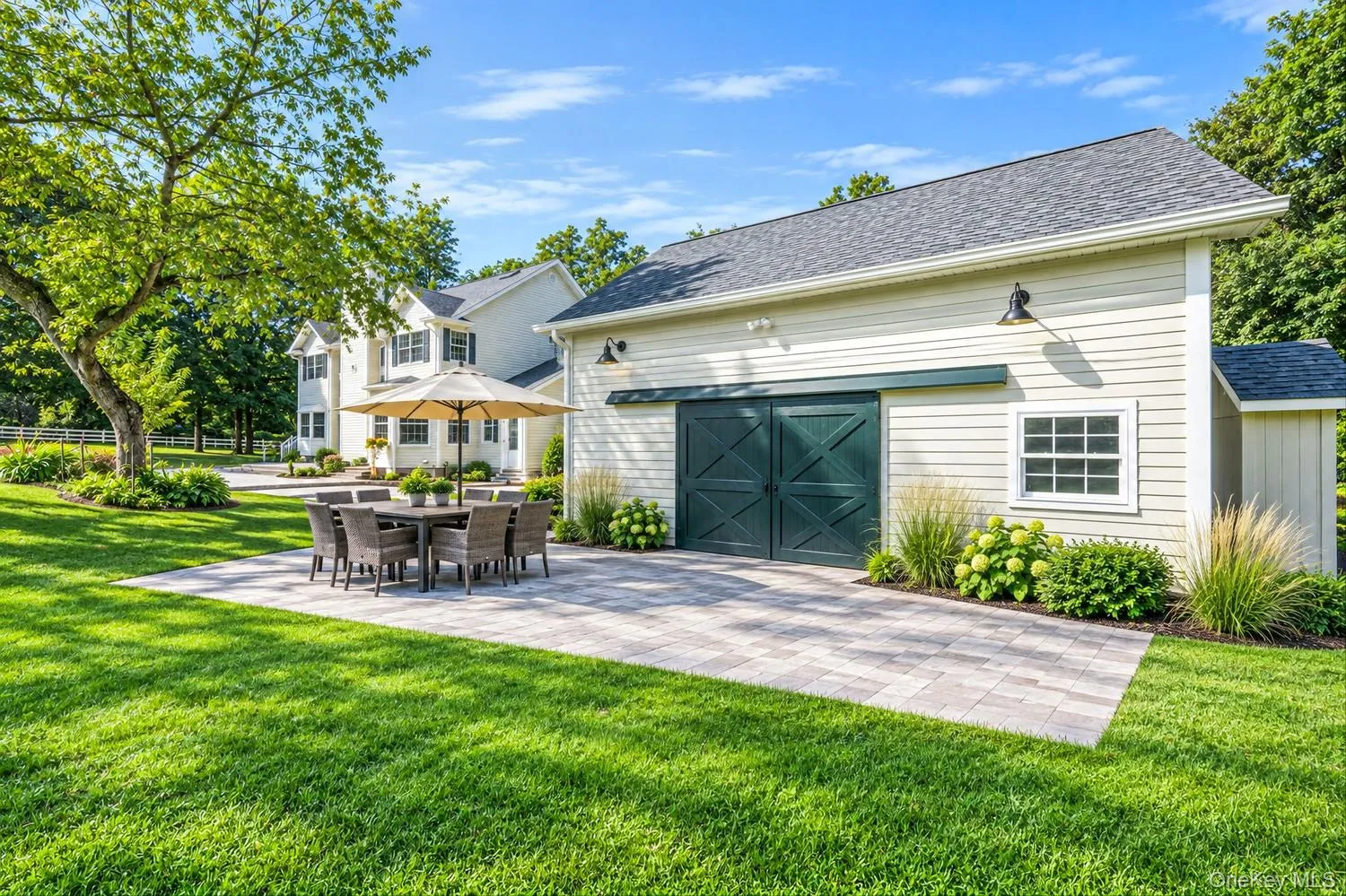 4 Holly Lane, Smithtown, NY, 3 Bedrooms Bedrooms, 10 Rooms Rooms,3 BathroomsBathrooms,Residential,For Rent,Holly,0,1048497 4 Holly Lane, Smithtown, NY, 3 Bedrooms Bedrooms, 10 Rooms Rooms,3 BathroomsBathrooms,Residential,For Rent,Holly,0,1048497
