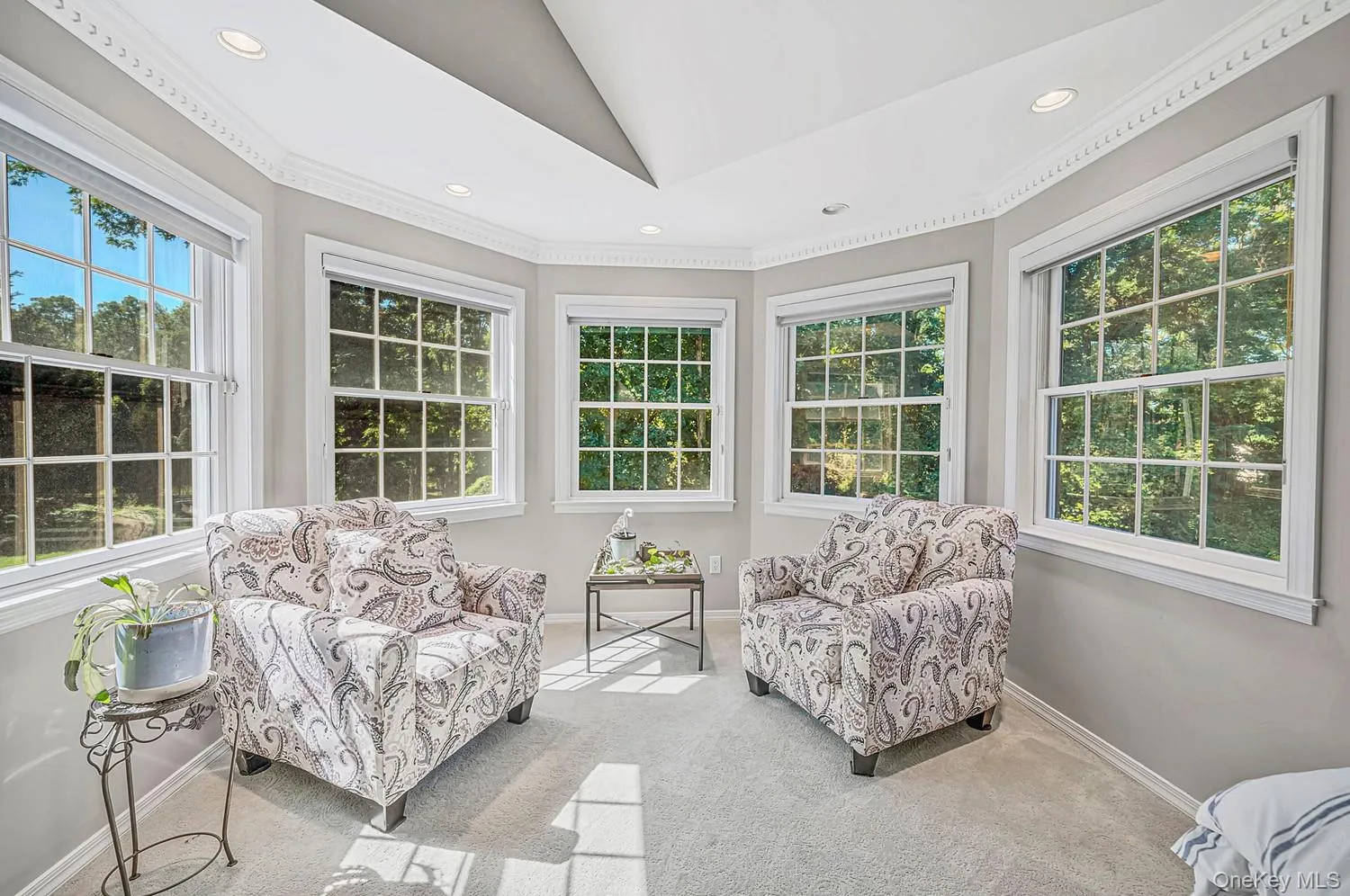 4 Holly Lane, Smithtown, NY, 3 Bedrooms Bedrooms, 10 Rooms Rooms,3 BathroomsBathrooms,Residential,For Rent,Holly,0,1048497 4 Holly Lane, Smithtown, NY, 3 Bedrooms Bedrooms, 10 Rooms Rooms,3 BathroomsBathrooms,Residential,For Rent,Holly,0,1048497