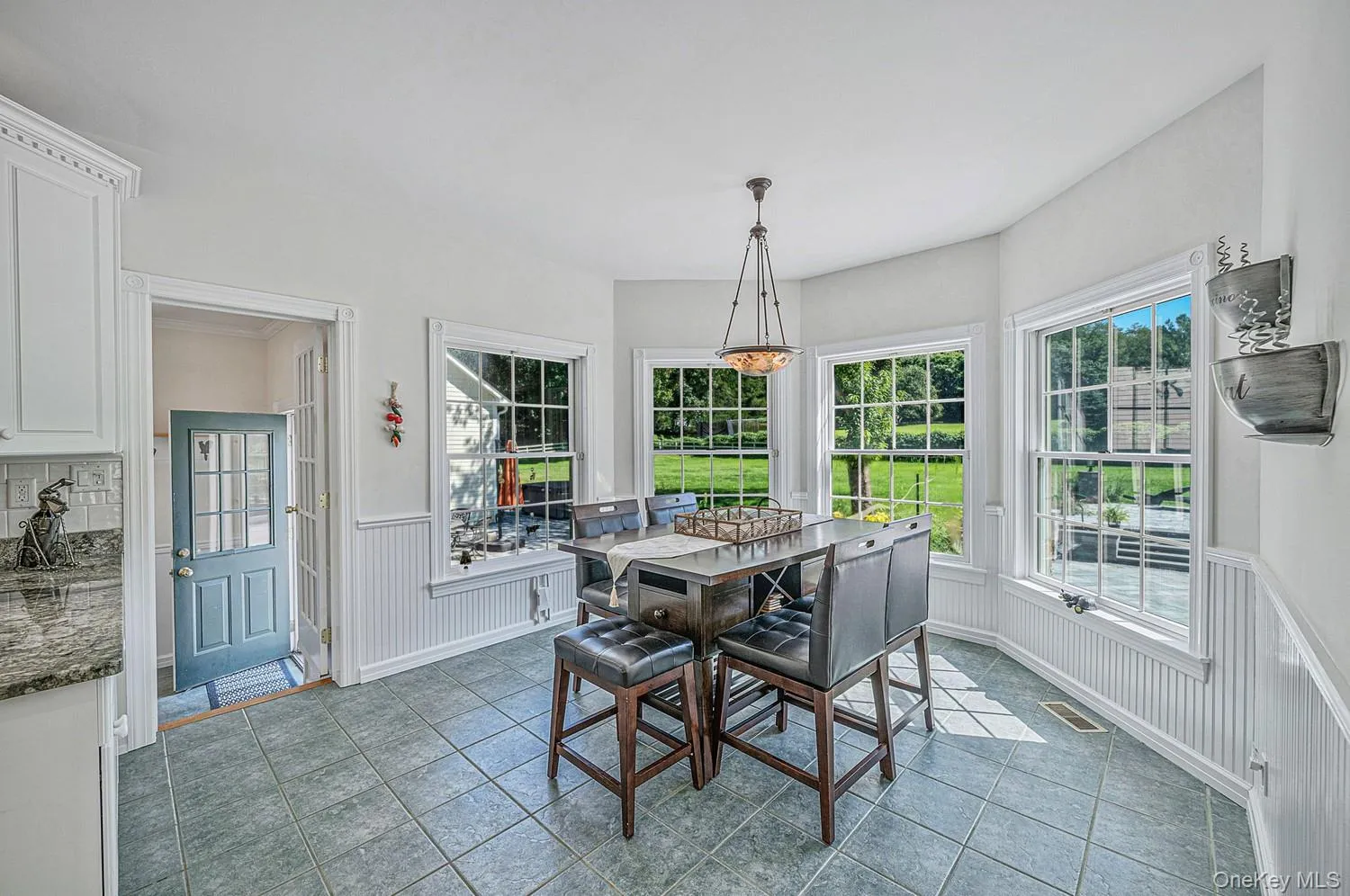 4 Holly Lane, Smithtown, NY, 3 Bedrooms Bedrooms, 10 Rooms Rooms,3 BathroomsBathrooms,Residential,For Rent,Holly,0,1048497 4 Holly Lane, Smithtown, NY, 3 Bedrooms Bedrooms, 10 Rooms Rooms,3 BathroomsBathrooms,Residential,For Rent,Holly,0,1048497