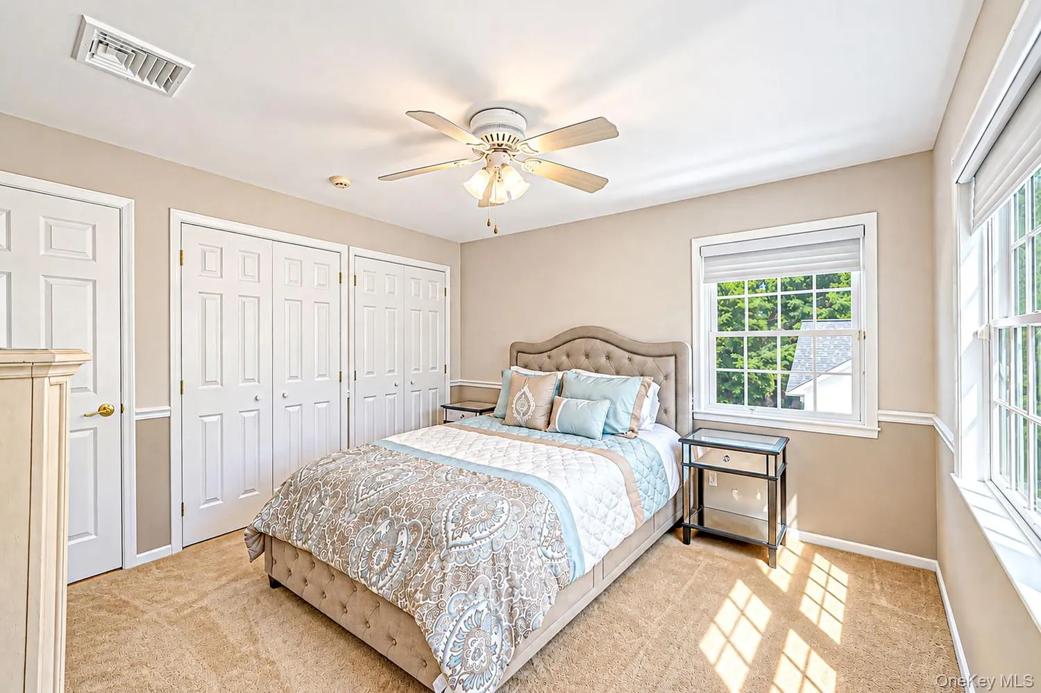 4 Holly Lane, Smithtown, NY, 3 Bedrooms Bedrooms, 10 Rooms Rooms,3 BathroomsBathrooms,Residential,For Rent,Holly,0,1048497 4 Holly Lane, Smithtown, NY, 3 Bedrooms Bedrooms, 10 Rooms Rooms,3 BathroomsBathrooms,Residential,For Rent,Holly,0,1048497