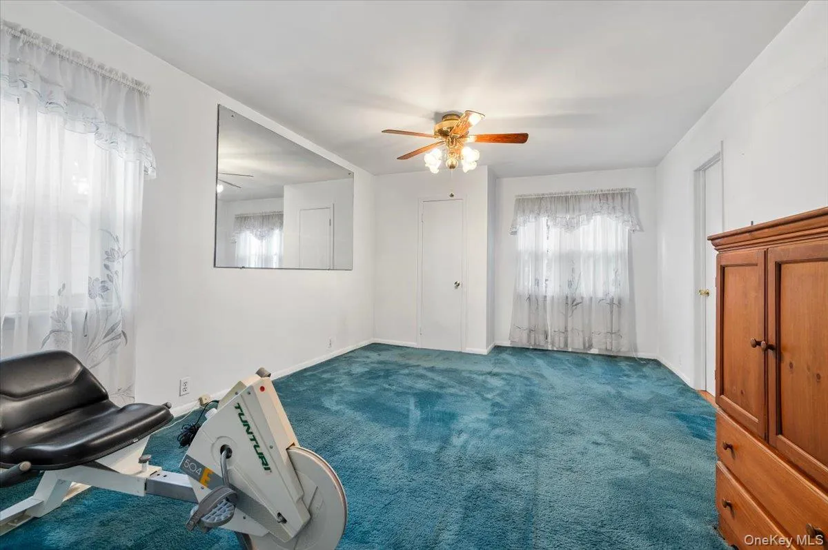 7607 Hewlett Street, New York, NY, 4 Bedrooms Bedrooms, 7 Rooms Rooms,2 BathroomsBathrooms,Residential,For Rent,Hewlett,0,1048498 7607 Hewlett Street, New York, NY, 4 Bedrooms Bedrooms, 7 Rooms Rooms,2 BathroomsBathrooms,Residential,For Rent,Hewlett,0,1048498