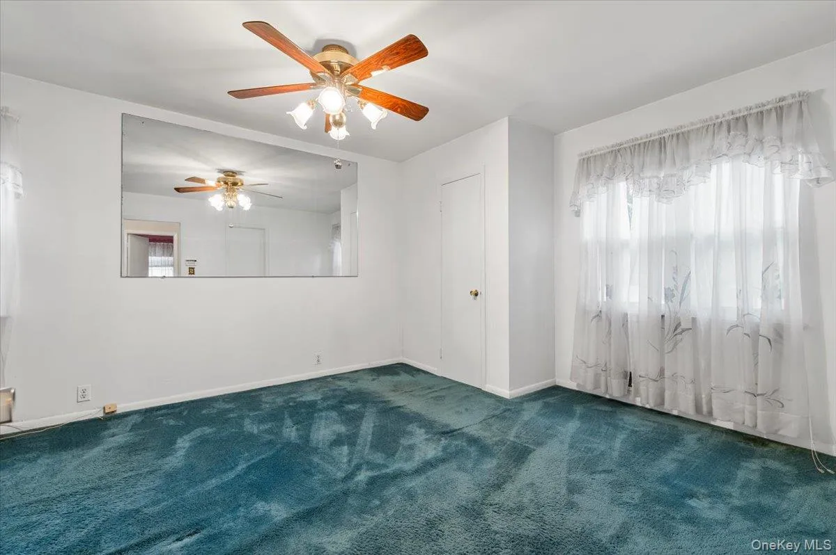 7607 Hewlett Street, New York, NY, 4 Bedrooms Bedrooms, 7 Rooms Rooms,2 BathroomsBathrooms,Residential,For Rent,Hewlett,0,1048498 7607 Hewlett Street, New York, NY, 4 Bedrooms Bedrooms, 7 Rooms Rooms,2 BathroomsBathrooms,Residential,For Rent,Hewlett,0,1048498