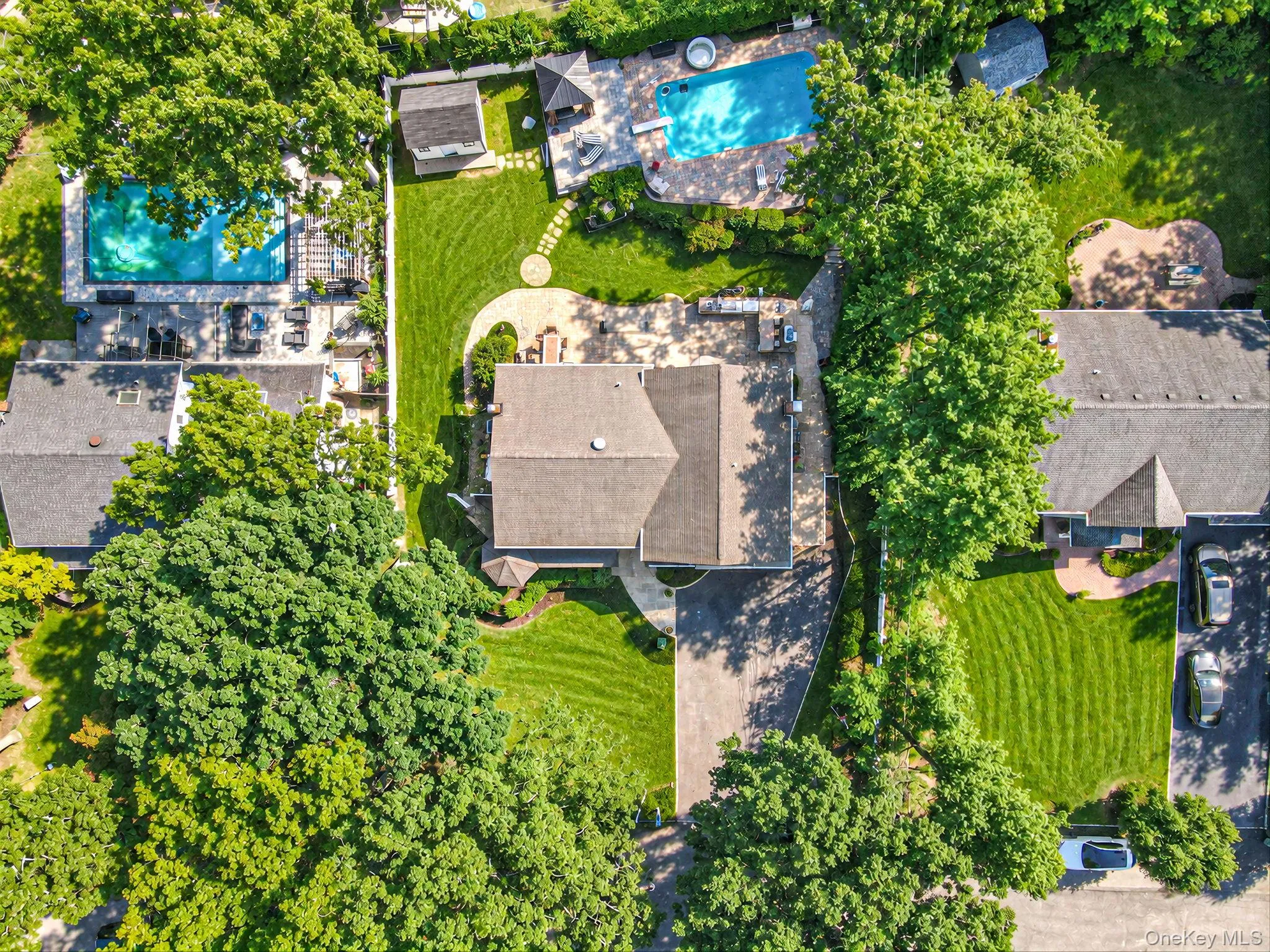 3 Saggese Lane, Smithtown, NY, 5 Bedrooms Bedrooms, 10 Rooms Rooms,4 BathroomsBathrooms,Residential,For Rent,Saggese,0,1048499 3 Saggese Lane, Smithtown, NY, 5 Bedrooms Bedrooms, 10 Rooms Rooms,4 BathroomsBathrooms,Residential,For Rent,Saggese,0,1048499