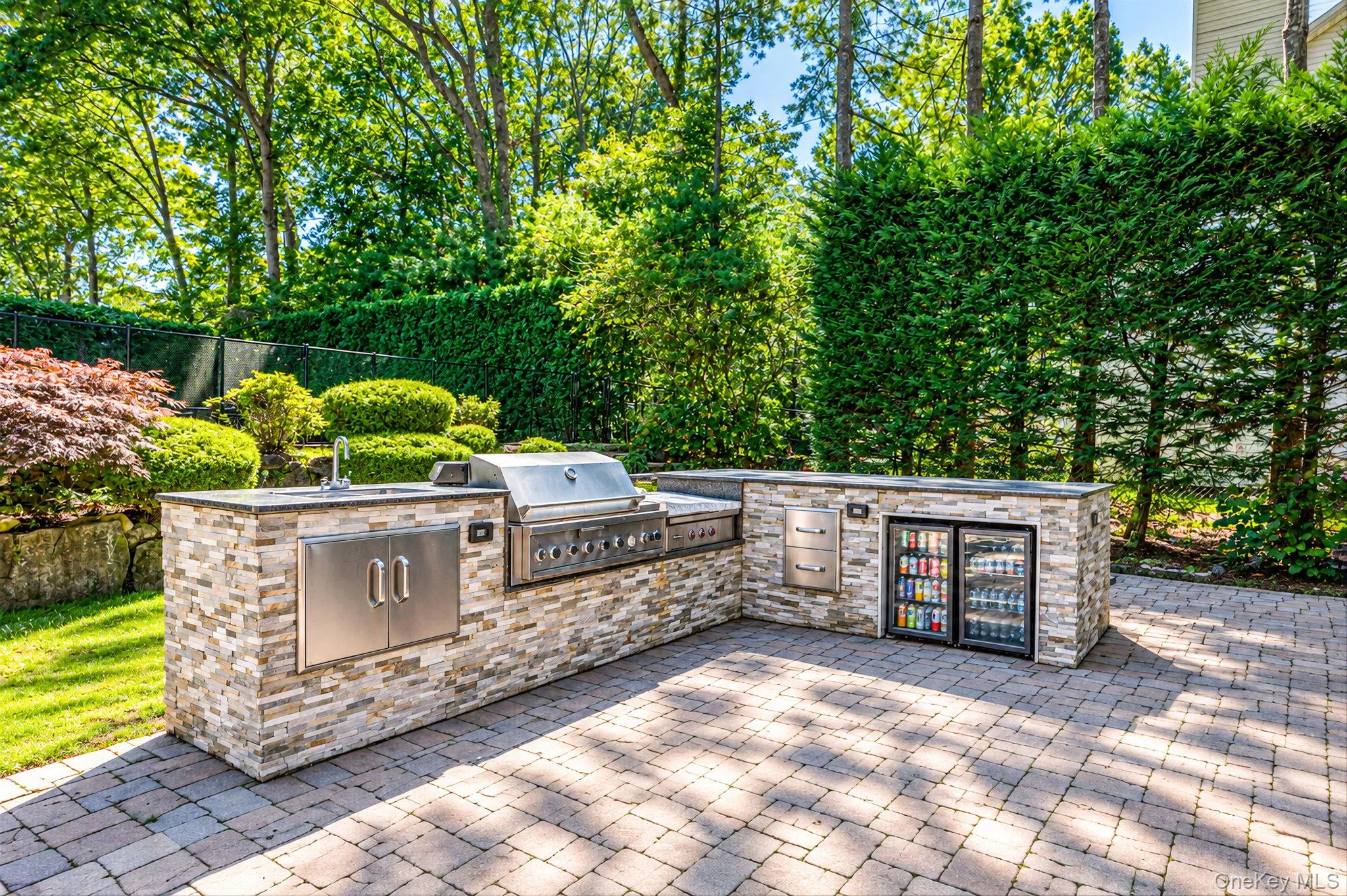 3 Saggese Lane, Smithtown, NY, 5 Bedrooms Bedrooms, 10 Rooms Rooms,4 BathroomsBathrooms,Residential,For Rent,Saggese,0,1048499 3 Saggese Lane, Smithtown, NY, 5 Bedrooms Bedrooms, 10 Rooms Rooms,4 BathroomsBathrooms,Residential,For Rent,Saggese,0,1048499