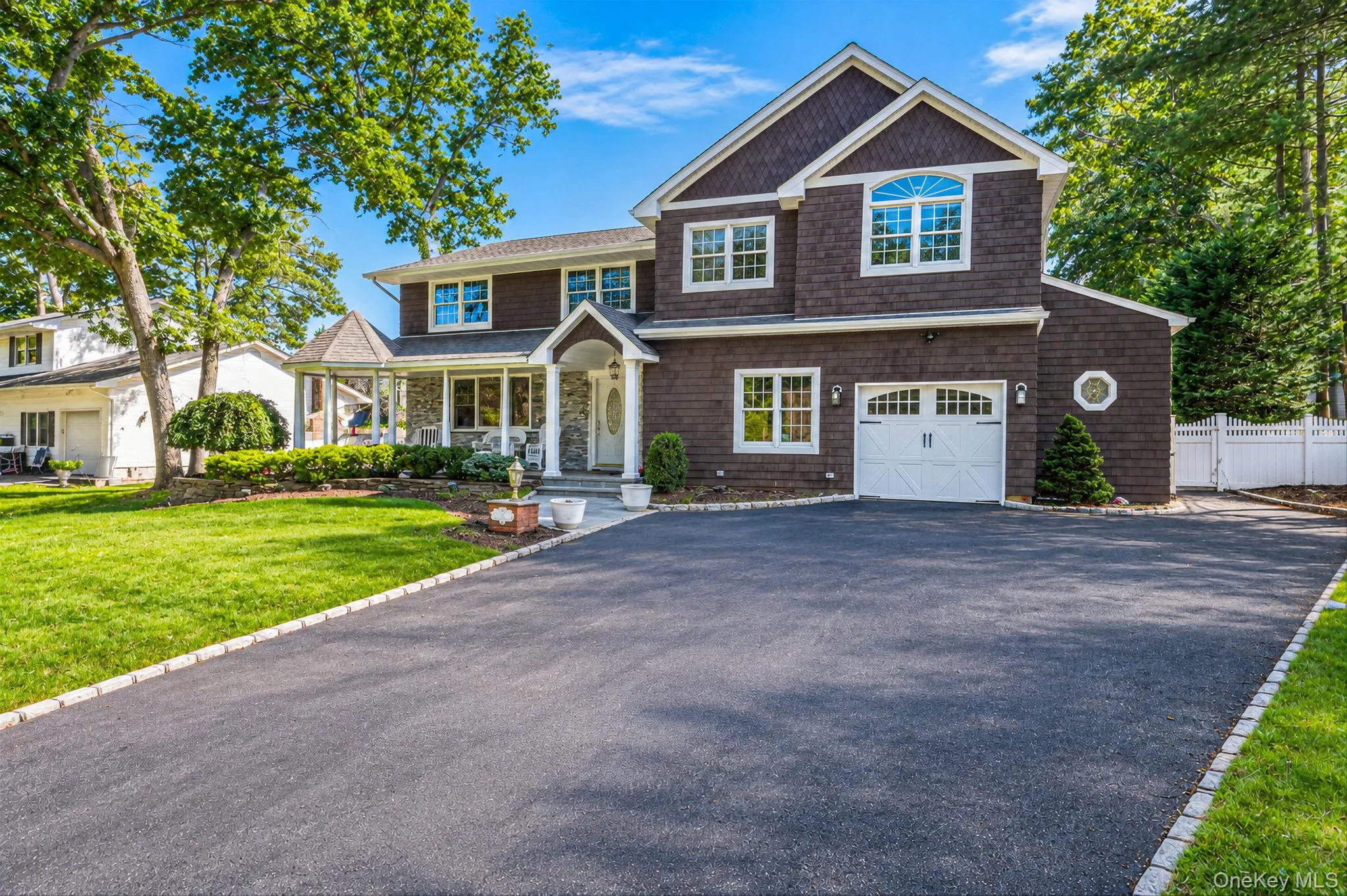 3 Saggese Lane, Smithtown, NY, 5 Bedrooms Bedrooms, 10 Rooms Rooms,4 BathroomsBathrooms,Residential,For Rent,Saggese,0,1048499 3 Saggese Lane, Smithtown, NY, 5 Bedrooms Bedrooms, 10 Rooms Rooms,4 BathroomsBathrooms,Residential,For Rent,Saggese,0,1048499