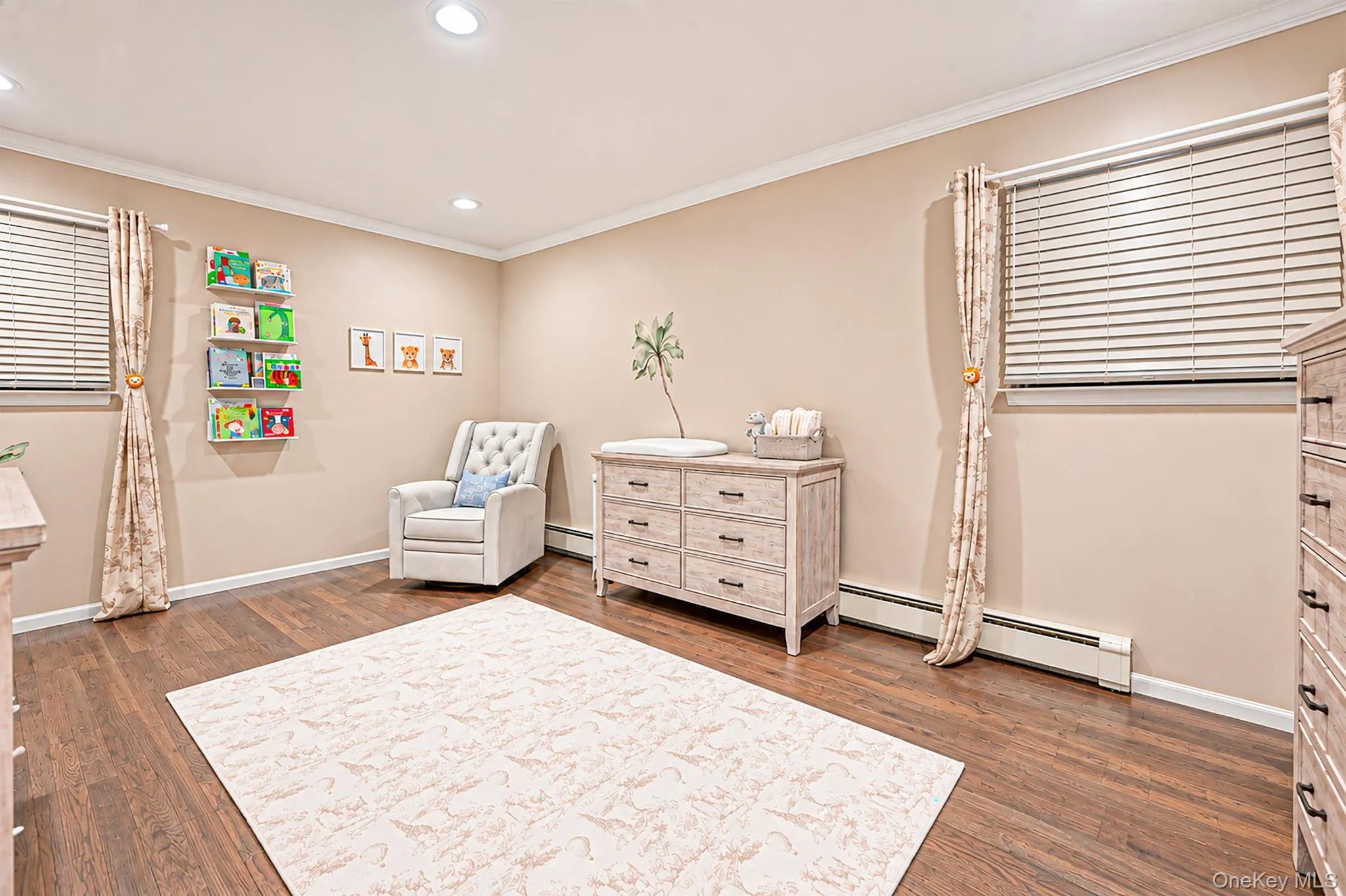 3 Saggese Lane, Smithtown, NY, 5 Bedrooms Bedrooms, 10 Rooms Rooms,4 BathroomsBathrooms,Residential,For Rent,Saggese,0,1048499 3 Saggese Lane, Smithtown, NY, 5 Bedrooms Bedrooms, 10 Rooms Rooms,4 BathroomsBathrooms,Residential,For Rent,Saggese,0,1048499