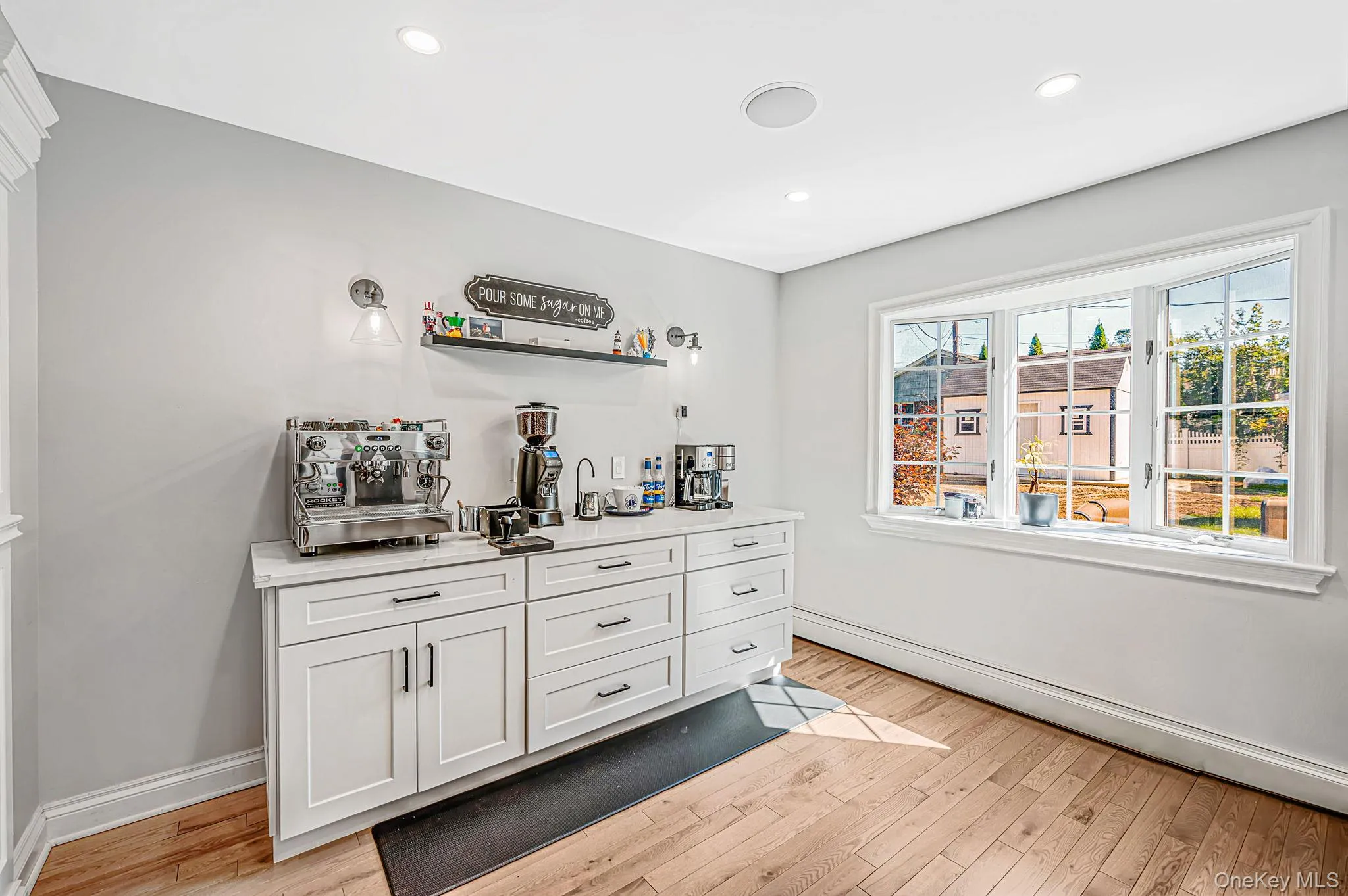 3 Saggese Lane, Smithtown, NY, 5 Bedrooms Bedrooms, 10 Rooms Rooms,4 BathroomsBathrooms,Residential,For Rent,Saggese,0,1048499 3 Saggese Lane, Smithtown, NY, 5 Bedrooms Bedrooms, 10 Rooms Rooms,4 BathroomsBathrooms,Residential,For Rent,Saggese,0,1048499