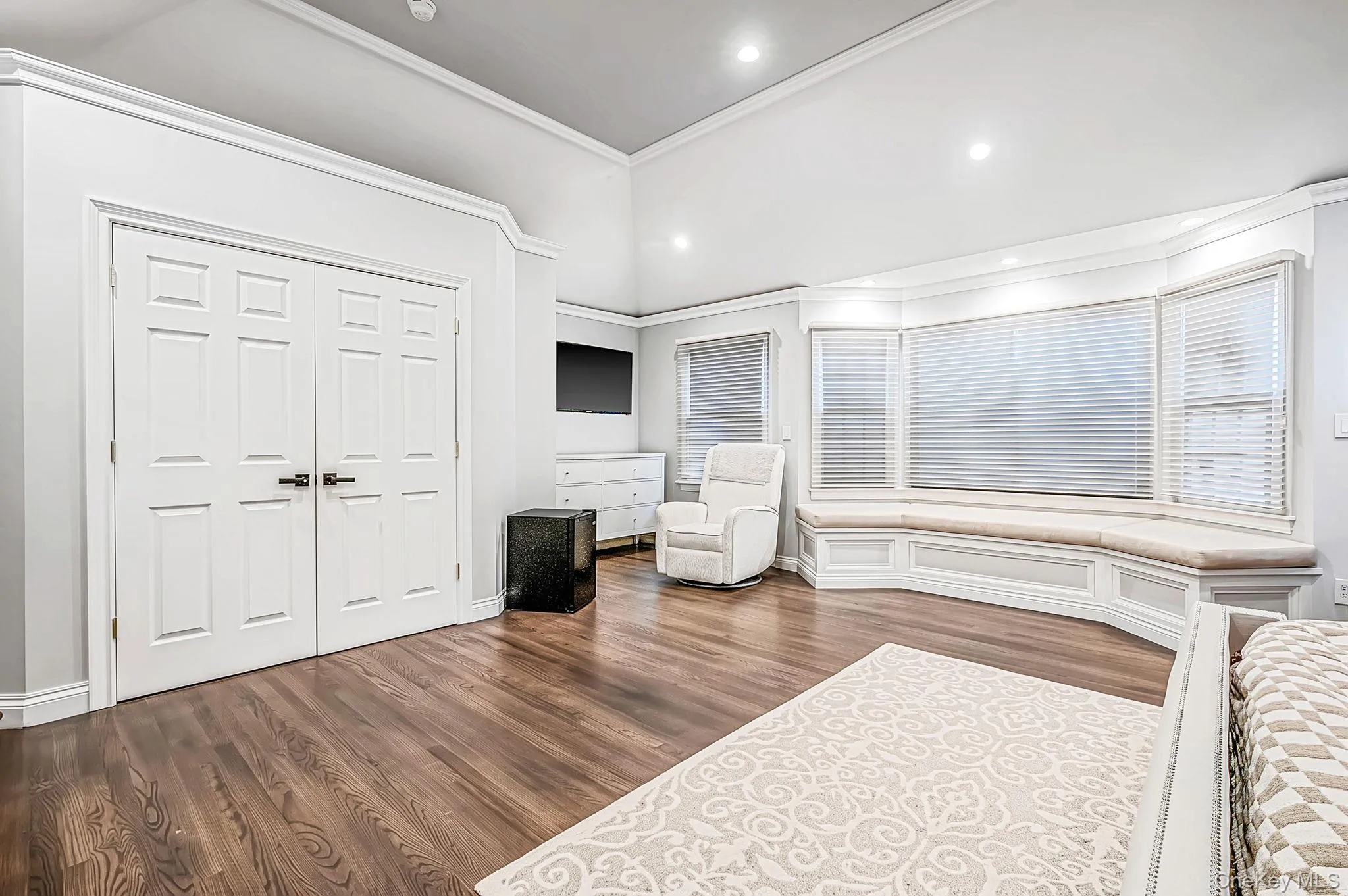 3 Saggese Lane, Smithtown, NY, 5 Bedrooms Bedrooms, 10 Rooms Rooms,4 BathroomsBathrooms,Residential,For Rent,Saggese,0,1048499 3 Saggese Lane, Smithtown, NY, 5 Bedrooms Bedrooms, 10 Rooms Rooms,4 BathroomsBathrooms,Residential,For Rent,Saggese,0,1048499