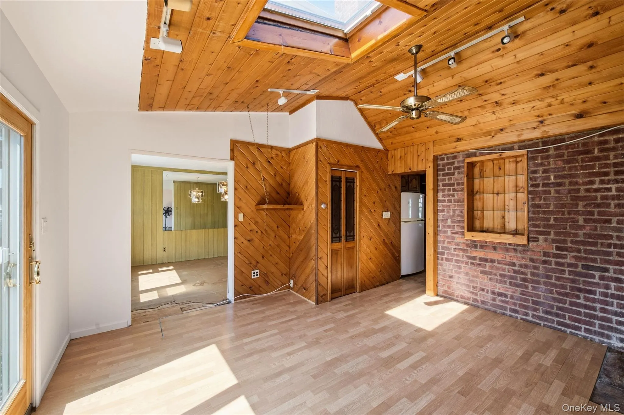 2226 3rd Street, Hempstead, NY, 3 Bedrooms Bedrooms, 7 Rooms Rooms,1 BathroomBathrooms,Residential,For Rent,3rd,0,1048501 2226 3rd Street, Hempstead, NY, 3 Bedrooms Bedrooms, 7 Rooms Rooms,1 BathroomBathrooms,Residential,For Rent,3rd,0,1048501