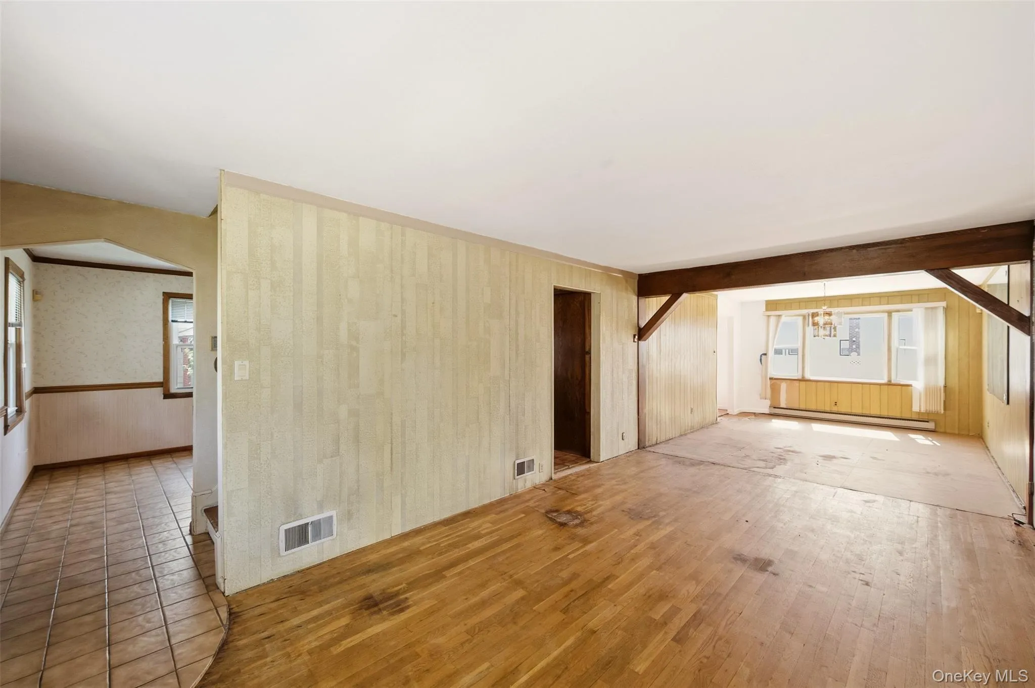 2226 3rd Street, Hempstead, NY, 3 Bedrooms Bedrooms, 7 Rooms Rooms,1 BathroomBathrooms,Residential,For Rent,3rd,0,1048501 2226 3rd Street, Hempstead, NY, 3 Bedrooms Bedrooms, 7 Rooms Rooms,1 BathroomBathrooms,Residential,For Rent,3rd,0,1048501