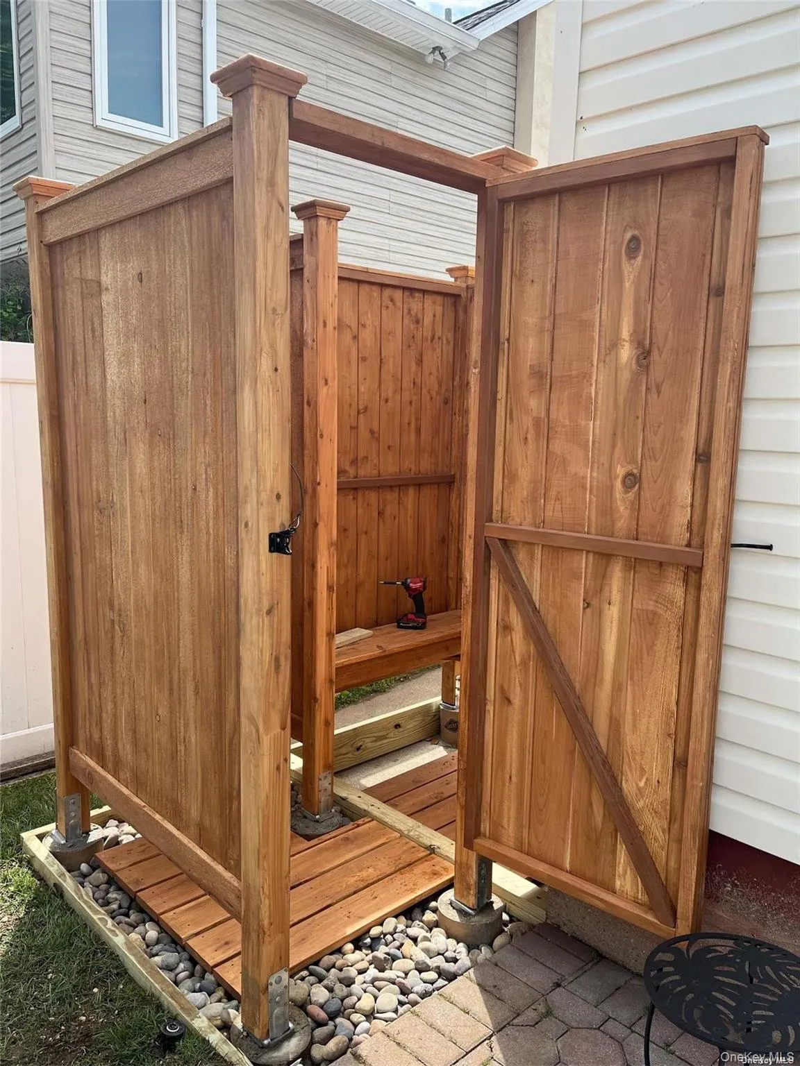 23 Locust Avenue, Oyster Bay, NY, 2 Bedrooms Bedrooms, 5 Rooms Rooms,2 BathroomsBathrooms,Residential Lease,For Rent,Locust,0,1048505 23 Locust Avenue, Oyster Bay, NY, 2 Bedrooms Bedrooms, 5 Rooms Rooms,2 BathroomsBathrooms,Residential Lease,For Rent,Locust,0,1048505