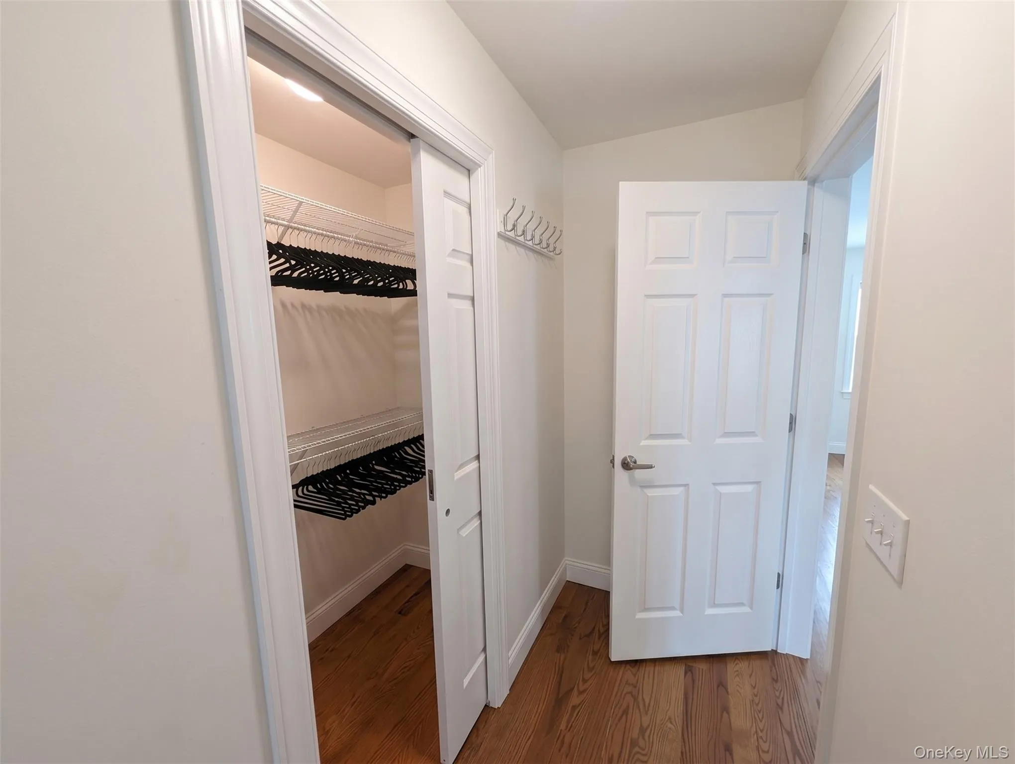 101 West Street, Mount Kisco, NY, 4 Bedrooms Bedrooms, 8 Rooms Rooms,2 BathroomsBathrooms,Residential Lease,For Rent,West,0,1048508 101 West Street, Mount Kisco, NY, 4 Bedrooms Bedrooms, 8 Rooms Rooms,2 BathroomsBathrooms,Residential Lease,For Rent,West,0,1048508