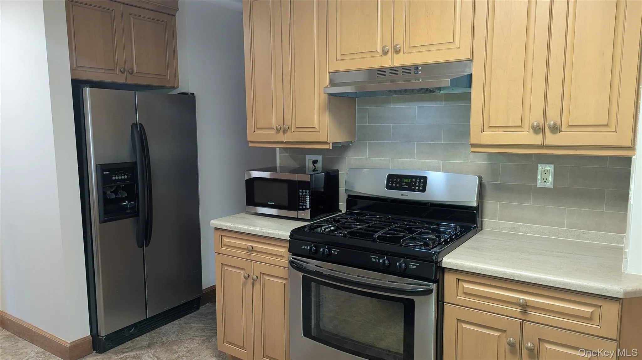 362 Strawtown Road, Clarkstown, NY, 3 Bedrooms Bedrooms, 8 Rooms Rooms,2 BathroomsBathrooms,Residential Lease,For Rent,Strawtown,0,1048509 362 Strawtown Road, Clarkstown, NY, 3 Bedrooms Bedrooms, 8 Rooms Rooms,2 BathroomsBathrooms,Residential Lease,For Rent,Strawtown,0,1048509