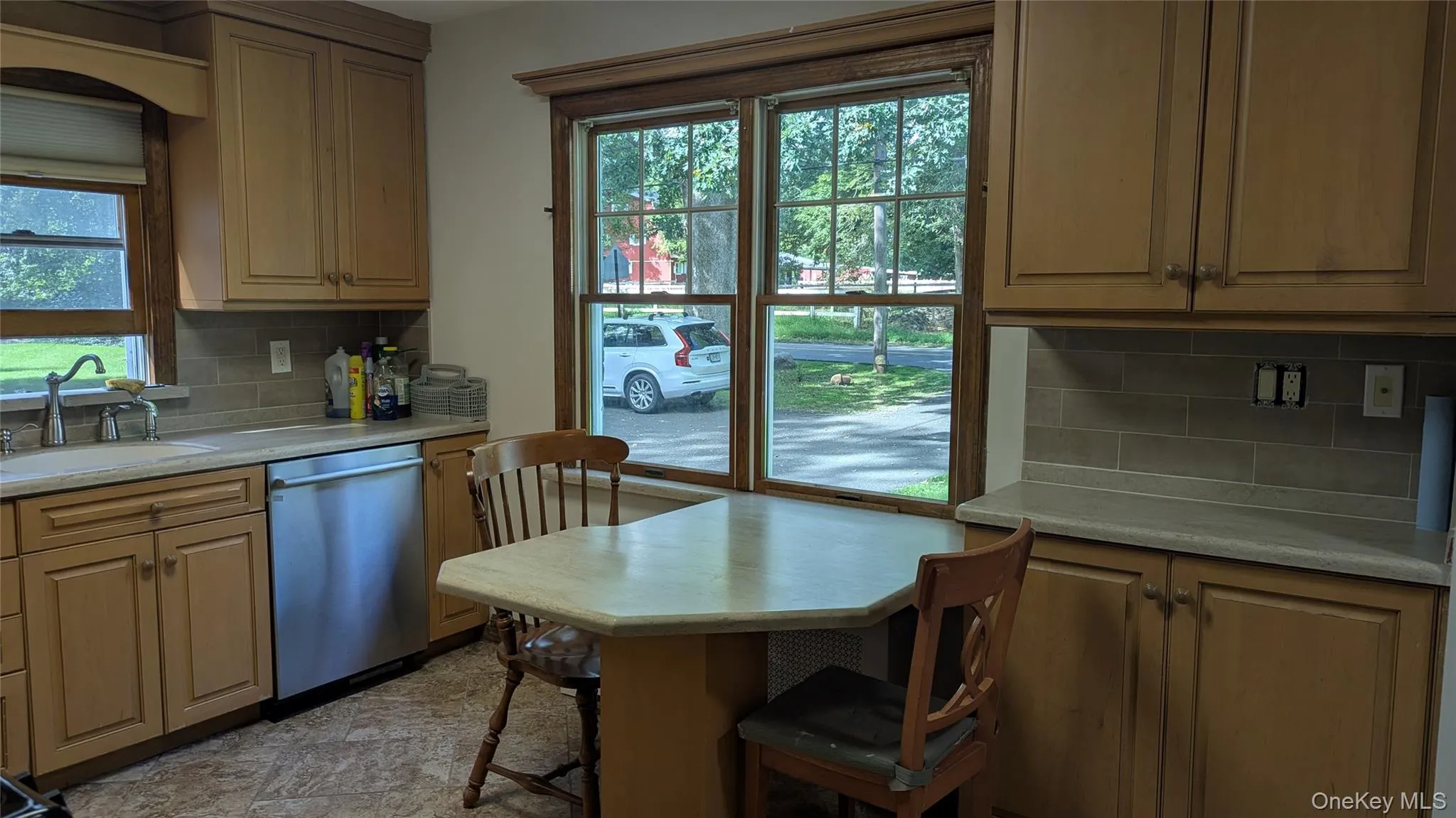 362 Strawtown Road, Clarkstown, NY, 3 Bedrooms Bedrooms, 8 Rooms Rooms,2 BathroomsBathrooms,Residential Lease,For Rent,Strawtown,0,1048509 362 Strawtown Road, Clarkstown, NY, 3 Bedrooms Bedrooms, 8 Rooms Rooms,2 BathroomsBathrooms,Residential Lease,For Rent,Strawtown,0,1048509