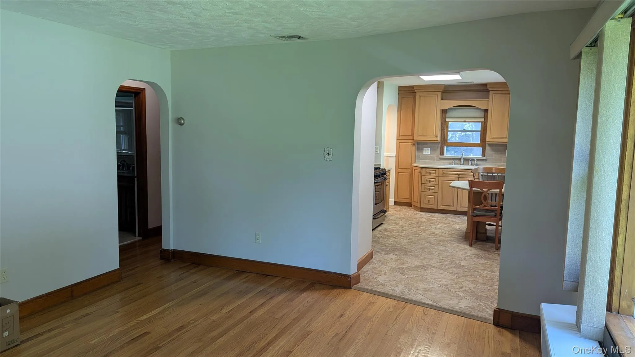 362 Strawtown Road, Clarkstown, NY, 3 Bedrooms Bedrooms, 8 Rooms Rooms,2 BathroomsBathrooms,Residential Lease,For Rent,Strawtown,0,1048509 362 Strawtown Road, Clarkstown, NY, 3 Bedrooms Bedrooms, 8 Rooms Rooms,2 BathroomsBathrooms,Residential Lease,For Rent,Strawtown,0,1048509