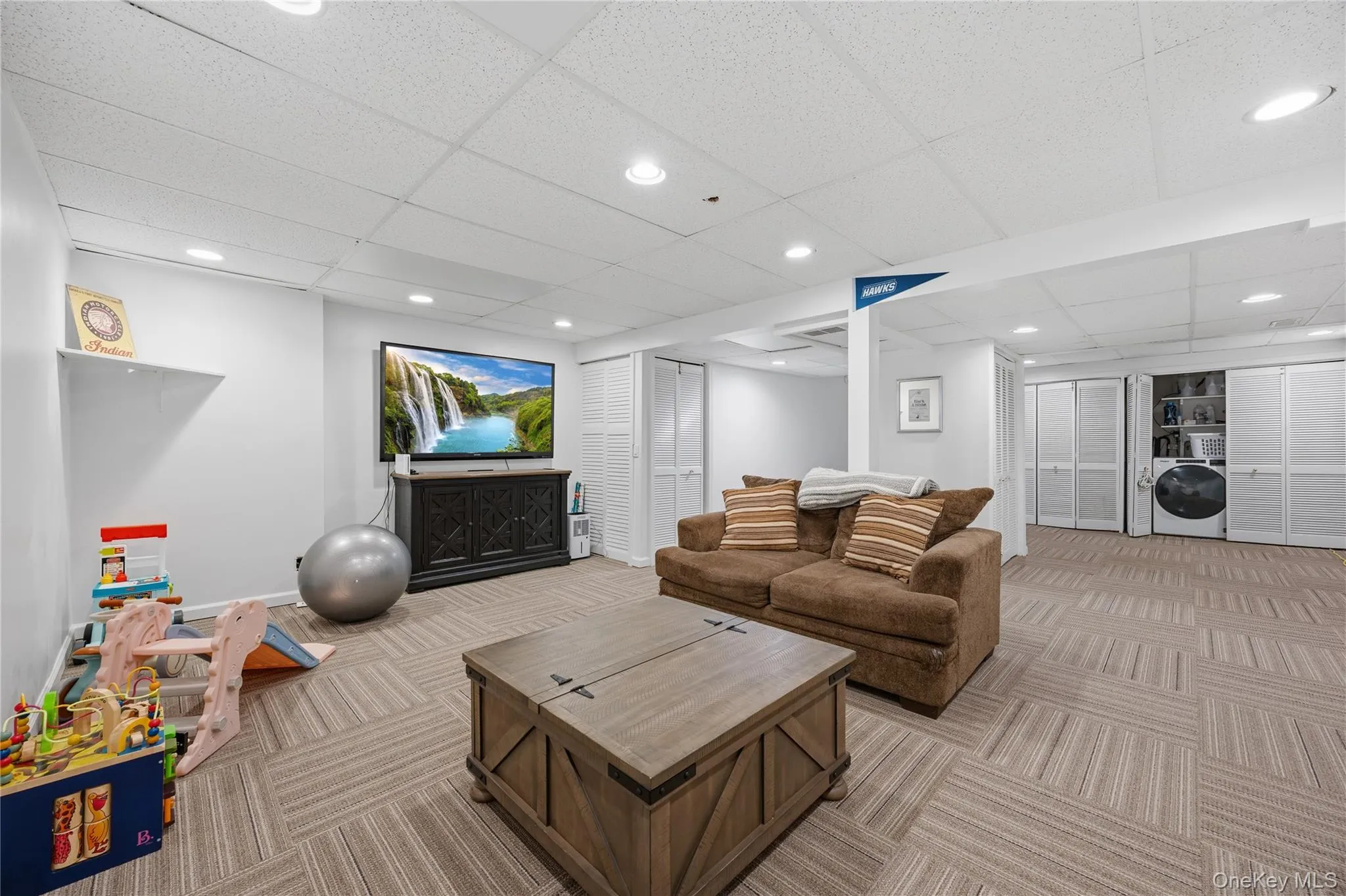 Or perhaps as a media center, office or even as a home gym? Given the approximate 600 square feet of space, perhaps it can serve multiple uses! Or perhaps as a media center, office or even as a home gym? Given the approximate 600 square feet of space, perhaps it can serve multiple uses!