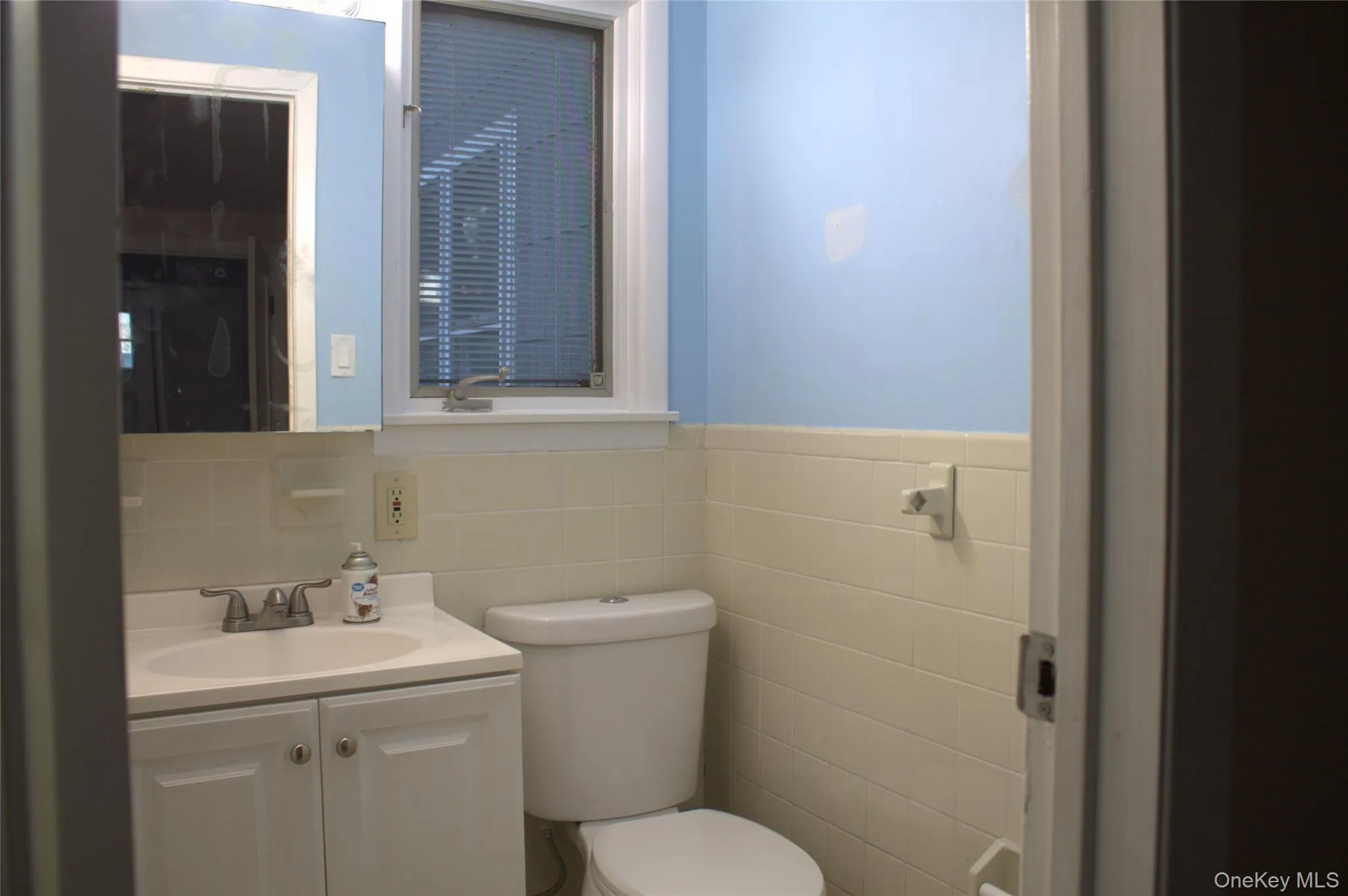 82 Yale Avenue, Islip, NY, 8 Bedrooms Bedrooms, 14 Rooms Rooms,6 BathroomsBathrooms,Residential,For Rent,Yale,0,1048517 82 Yale Avenue, Islip, NY, 8 Bedrooms Bedrooms, 14 Rooms Rooms,6 BathroomsBathrooms,Residential,For Rent,Yale,0,1048517