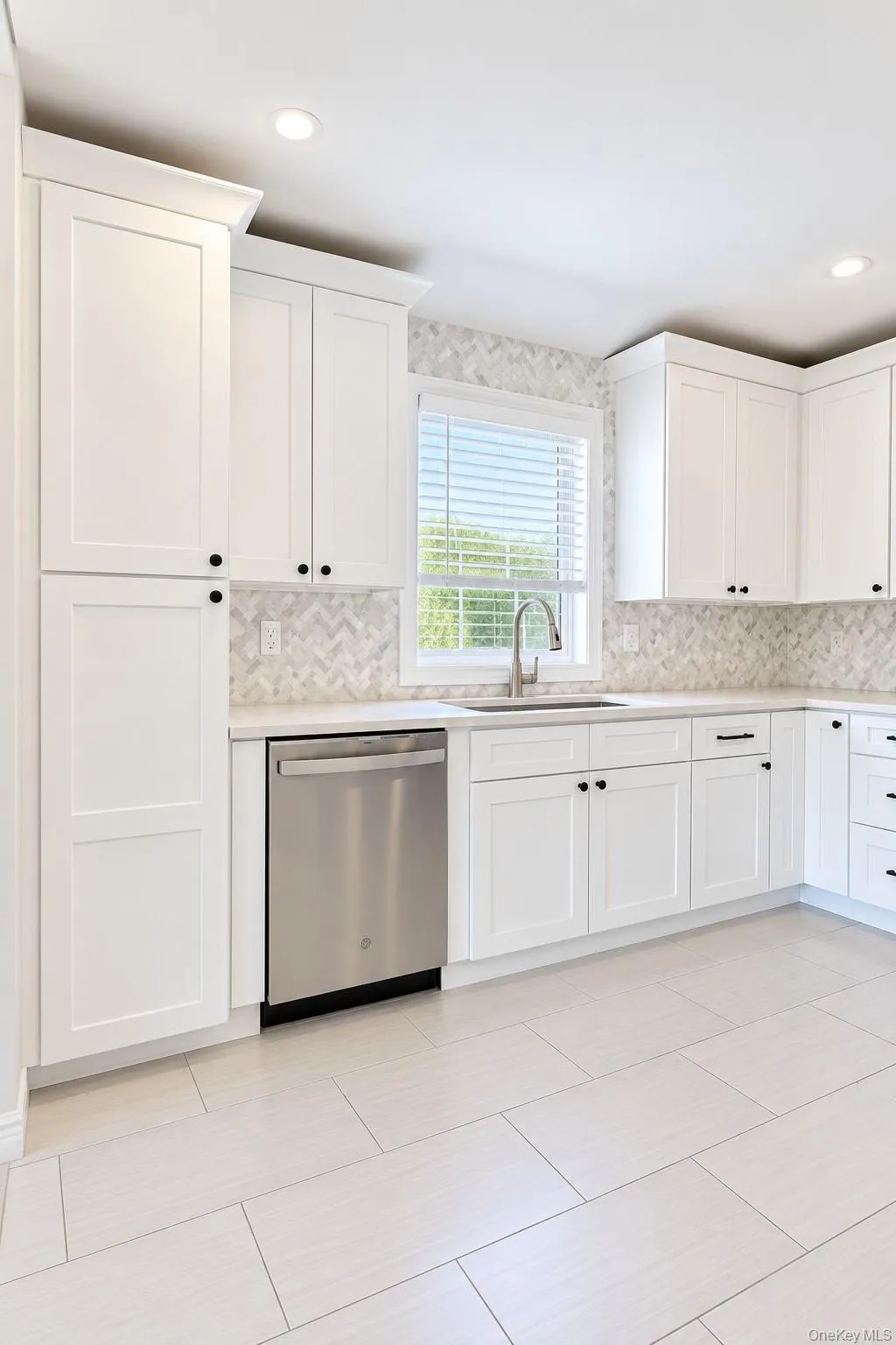 87 Sterling Avenue, New York, NY, 3 Bedrooms Bedrooms, 5 Rooms Rooms,2 BathroomsBathrooms,Residential Lease,For Rent,Sterling,0,1048518 87 Sterling Avenue, New York, NY, 3 Bedrooms Bedrooms, 5 Rooms Rooms,2 BathroomsBathrooms,Residential Lease,For Rent,Sterling,0,1048518
