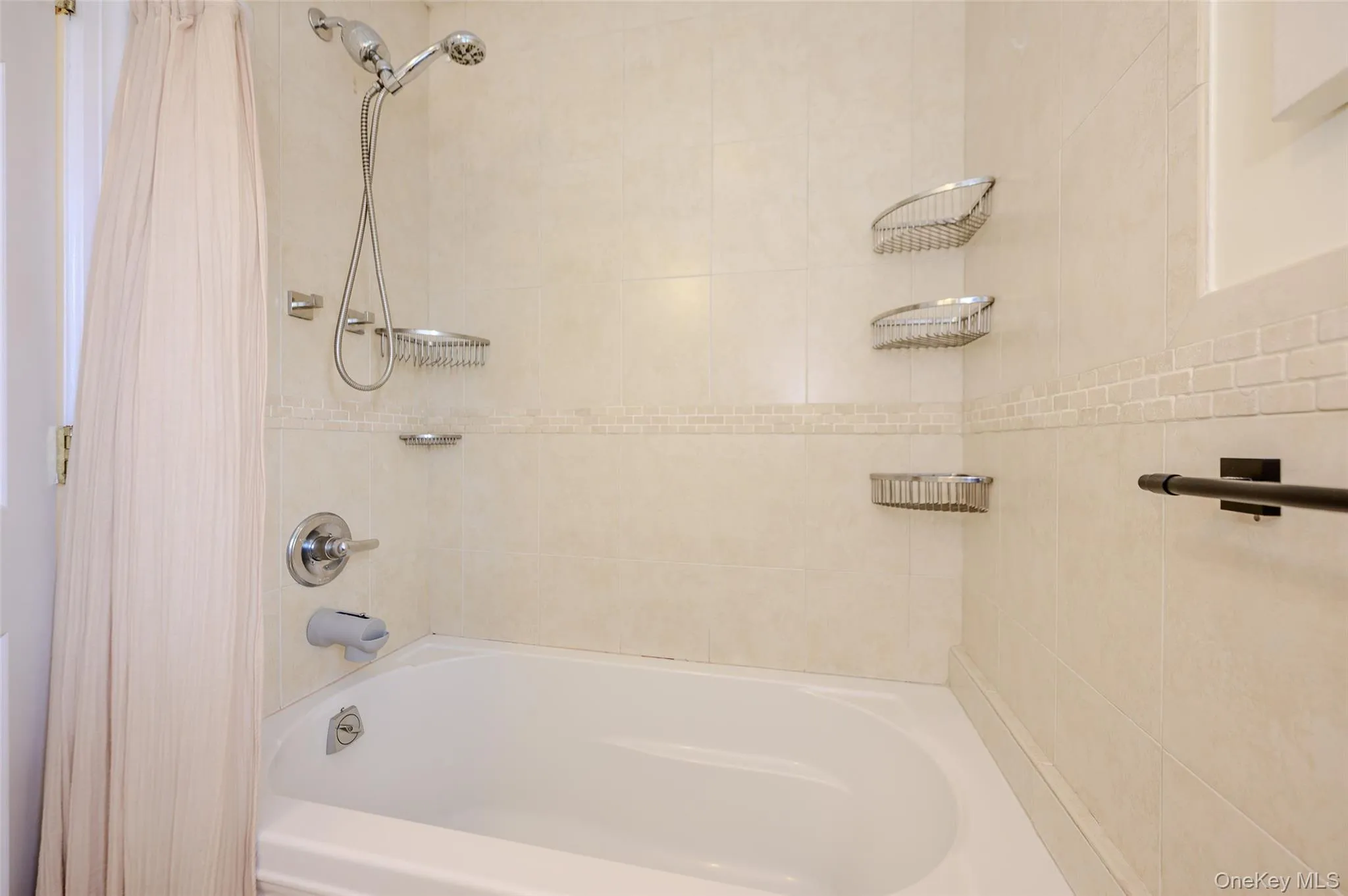 108 Neptune Boulevard, Long Beach, NY, 3 Bedrooms Bedrooms, 6 Rooms Rooms,1 BathroomBathrooms,Residential Lease,For Rent,Neptune,0,1048524 108 Neptune Boulevard, Long Beach, NY, 3 Bedrooms Bedrooms, 6 Rooms Rooms,1 BathroomBathrooms,Residential Lease,For Rent,Neptune,0,1048524