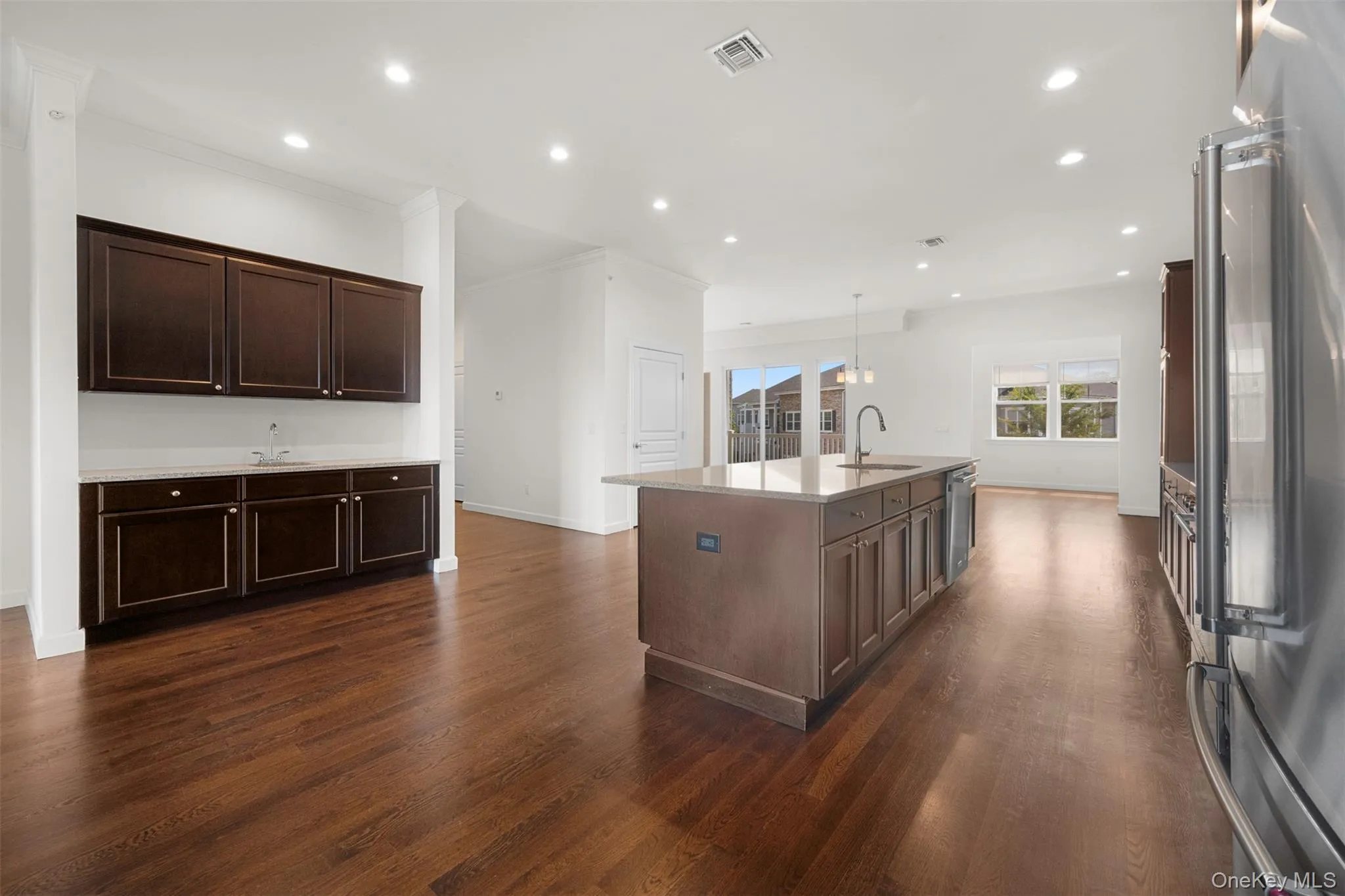 178 Summer Circle, Huntington, NY, 2 Bedrooms Bedrooms, 7 Rooms Rooms,2 BathroomsBathrooms,Residential Lease,For Rent,Summer,0,1048527 178 Summer Circle, Huntington, NY, 2 Bedrooms Bedrooms, 7 Rooms Rooms,2 BathroomsBathrooms,Residential Lease,For Rent,Summer,0,1048527