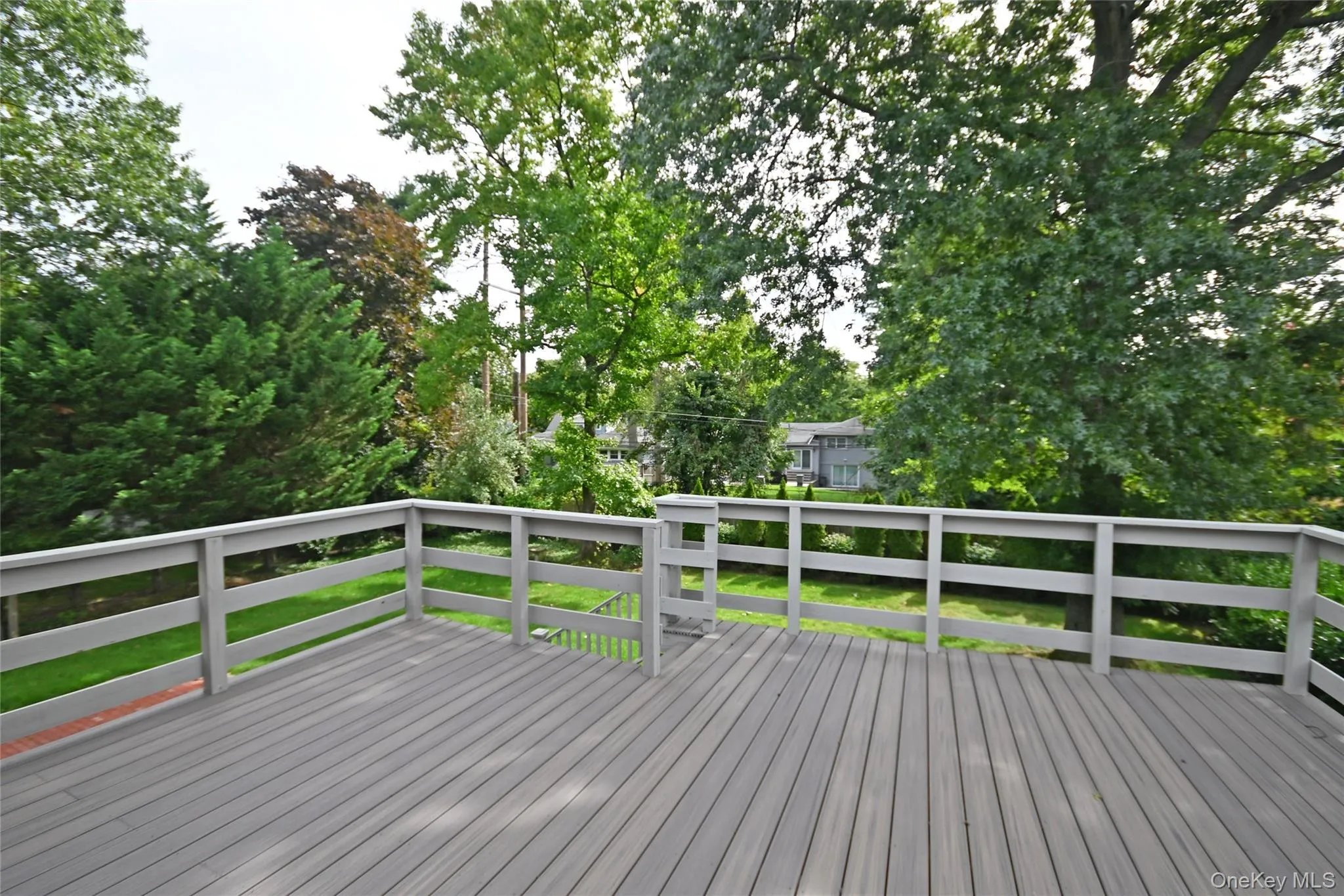 19 Carriage Road, North Hempstead, NY, 4 Bedrooms Bedrooms, 7 Rooms Rooms,3 BathroomsBathrooms,Residential Lease,For Rent,Carriage,0,1048531 19 Carriage Road, North Hempstead, NY, 4 Bedrooms Bedrooms, 7 Rooms Rooms,3 BathroomsBathrooms,Residential Lease,For Rent,Carriage,0,1048531
