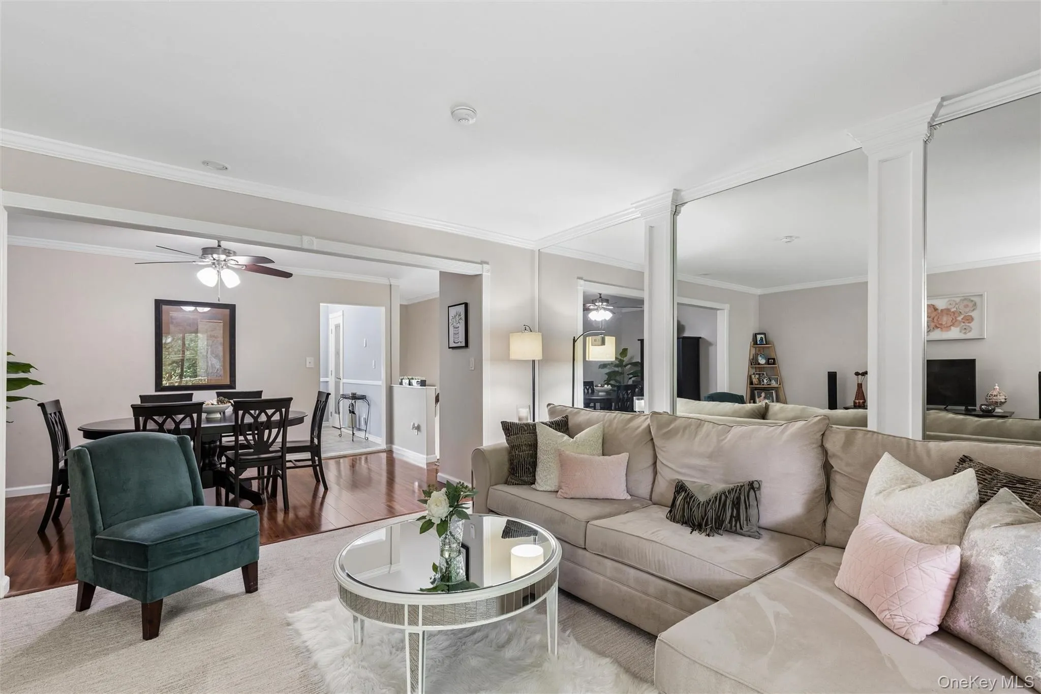 2 Hemlock Court, Brookhaven, NY, 2 Bedrooms Bedrooms, 5 Rooms Rooms,1 BathroomBathrooms,Residential,For Rent,Hemlock,0,1048532 2 Hemlock Court, Brookhaven, NY, 2 Bedrooms Bedrooms, 5 Rooms Rooms,1 BathroomBathrooms,Residential,For Rent,Hemlock,0,1048532
