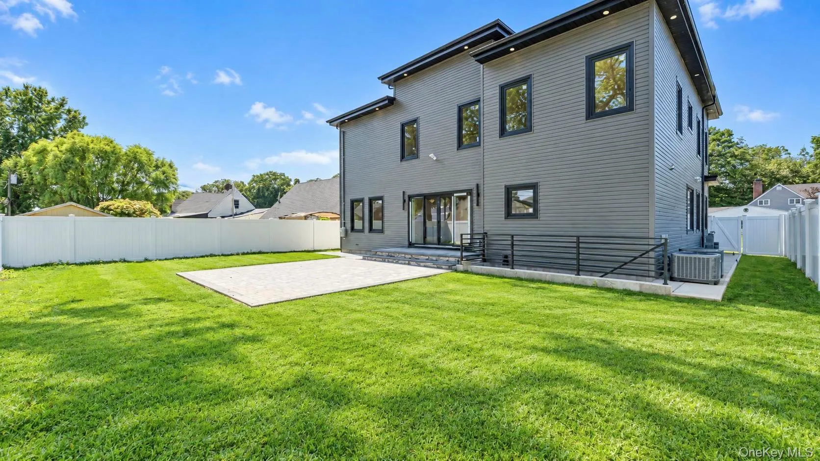 79 Greenbelt Lane, Hempstead, NY, 5 Bedrooms Bedrooms, 10 Rooms Rooms,4 BathroomsBathrooms,Residential,For Rent,Greenbelt,0,1048537 79 Greenbelt Lane, Hempstead, NY, 5 Bedrooms Bedrooms, 10 Rooms Rooms,4 BathroomsBathrooms,Residential,For Rent,Greenbelt,0,1048537