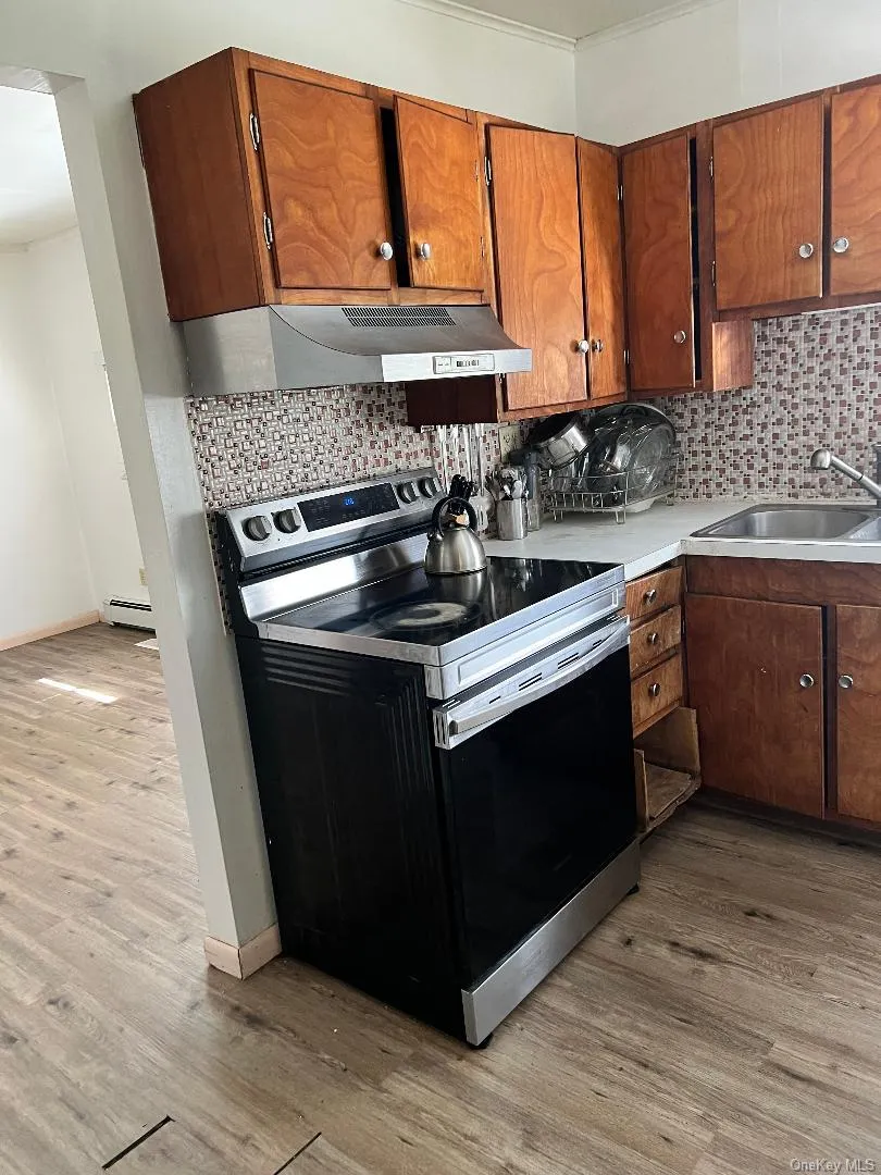 27 Dorsey Lane, Hyde Park, NY, 2 Bedrooms Bedrooms, 6 Rooms Rooms,1 BathroomBathrooms,Residential,For Rent,Dorsey,0,1048545 27 Dorsey Lane, Hyde Park, NY, 2 Bedrooms Bedrooms, 6 Rooms Rooms,1 BathroomBathrooms,Residential,For Rent,Dorsey,0,1048545
