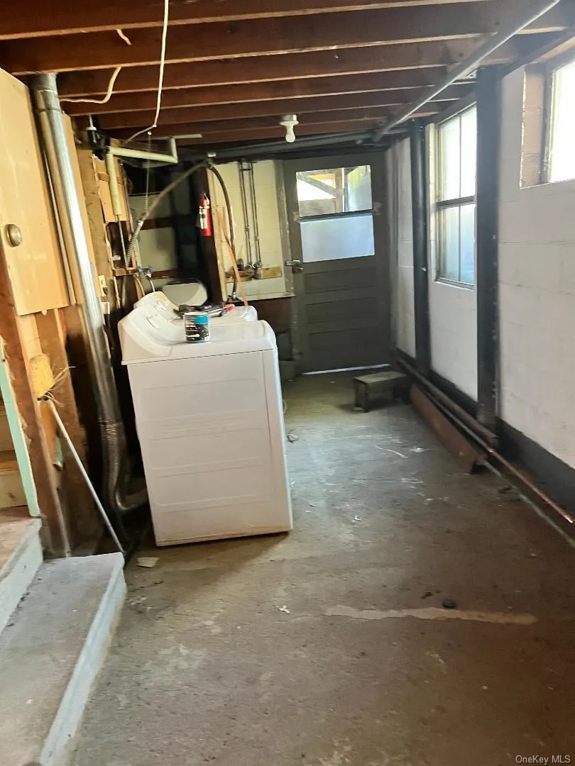 27 Dorsey Lane, Hyde Park, NY, 2 Bedrooms Bedrooms, 6 Rooms Rooms,1 BathroomBathrooms,Residential,For Rent,Dorsey,0,1048545 27 Dorsey Lane, Hyde Park, NY, 2 Bedrooms Bedrooms, 6 Rooms Rooms,1 BathroomBathrooms,Residential,For Rent,Dorsey,0,1048545