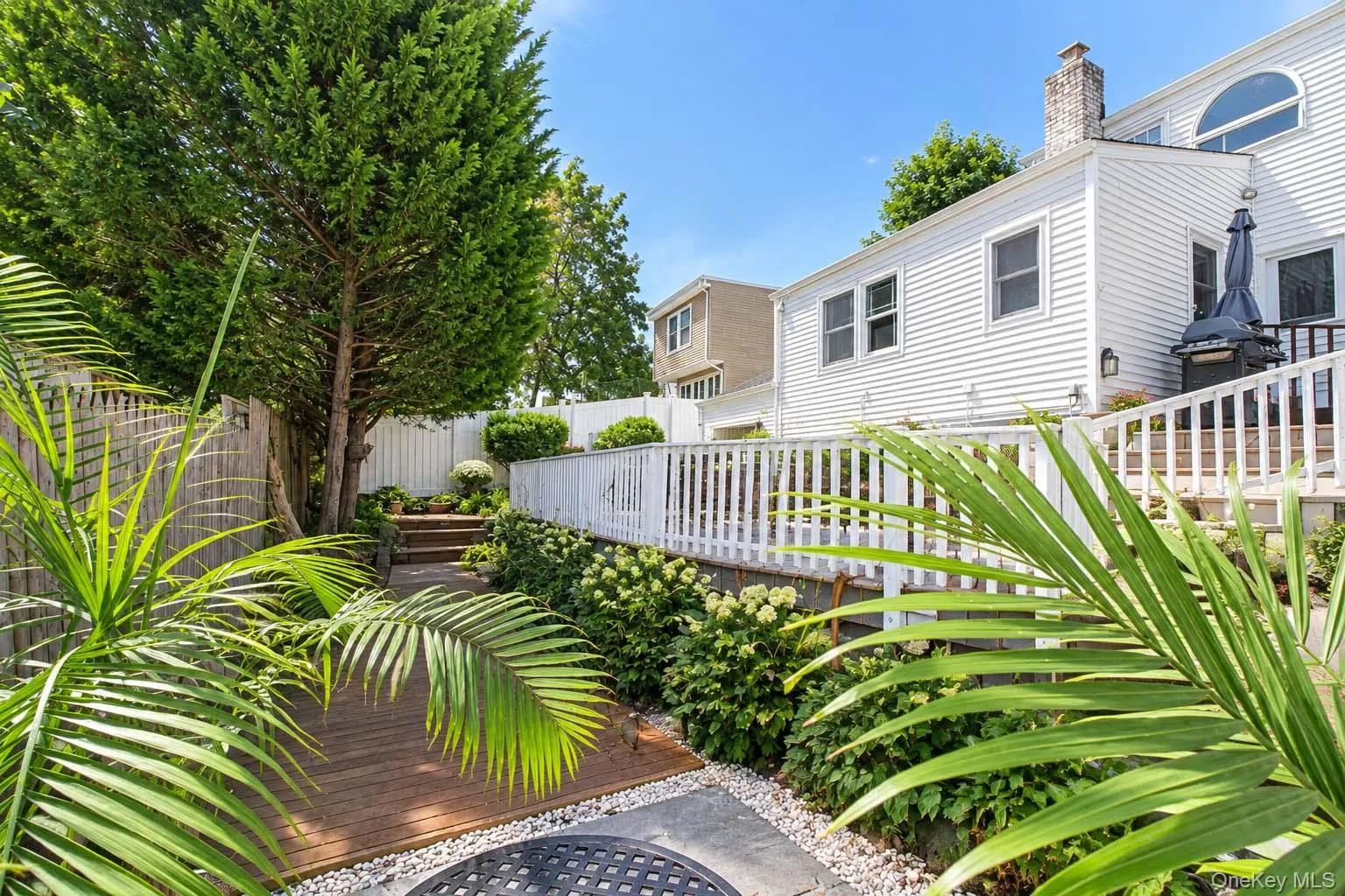 245 Old Mamaroneck Road, White Plains, NY, 3 Bedrooms Bedrooms, 7 Rooms Rooms,1 BathroomBathrooms,Residential,For Rent,Old Mamaroneck,0,1048546 245 Old Mamaroneck Road, White Plains, NY, 3 Bedrooms Bedrooms, 7 Rooms Rooms,1 BathroomBathrooms,Residential,For Rent,Old Mamaroneck,0,1048546