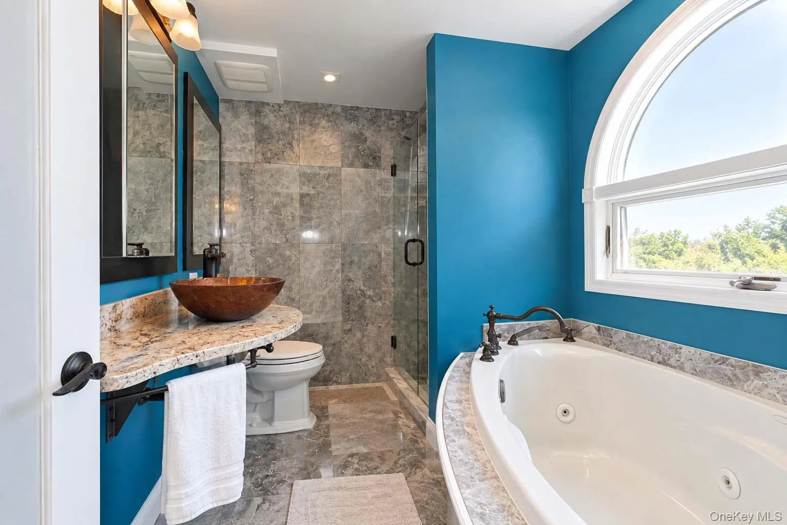 245 Old Mamaroneck Road, White Plains, NY, 3 Bedrooms Bedrooms, 7 Rooms Rooms,1 BathroomBathrooms,Residential,For Rent,Old Mamaroneck,0,1048546 245 Old Mamaroneck Road, White Plains, NY, 3 Bedrooms Bedrooms, 7 Rooms Rooms,1 BathroomBathrooms,Residential,For Rent,Old Mamaroneck,0,1048546