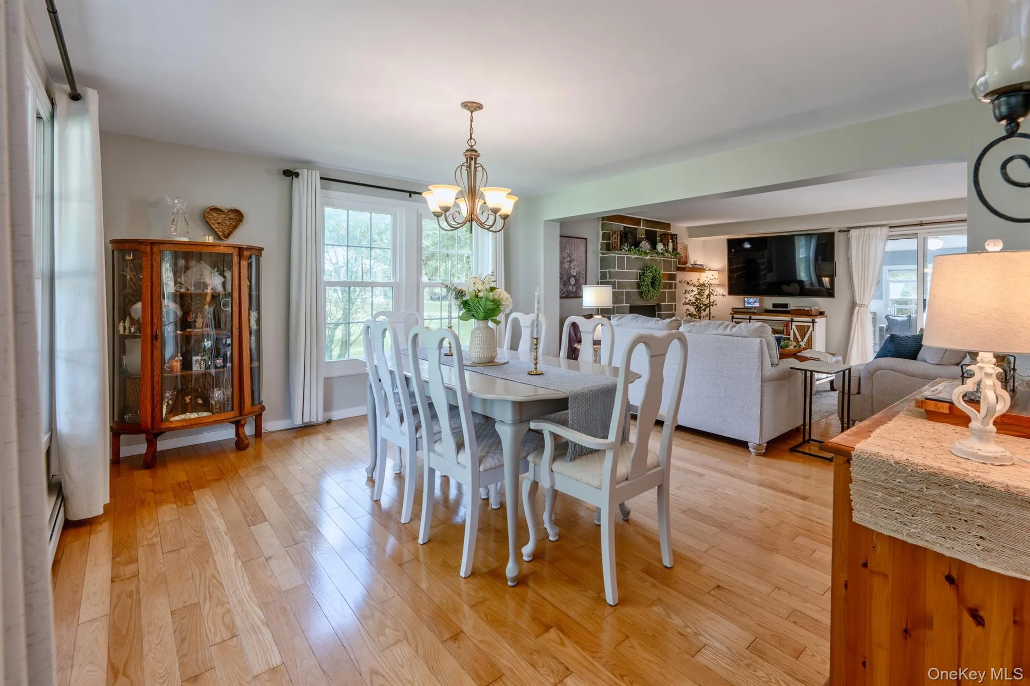 14 Kerry Lane, Kingston, NY, 4 Bedrooms Bedrooms, 9 Rooms Rooms,2 BathroomsBathrooms,Residential,For Rent,Kerry,0,1048548 14 Kerry Lane, Kingston, NY, 4 Bedrooms Bedrooms, 9 Rooms Rooms,2 BathroomsBathrooms,Residential,For Rent,Kerry,0,1048548