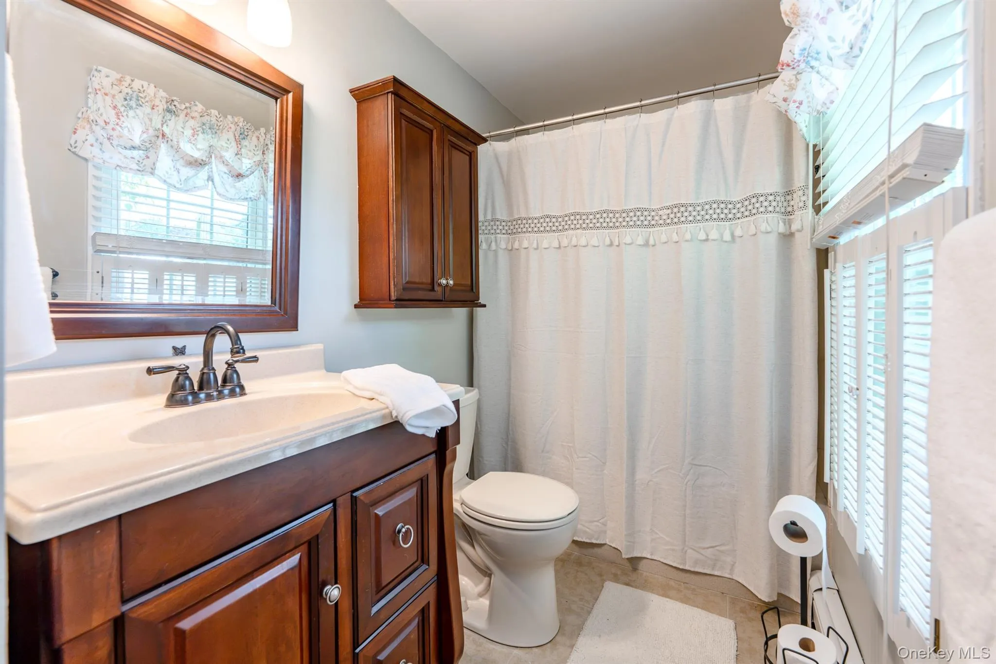 14 Kerry Lane, Kingston, NY, 4 Bedrooms Bedrooms, 9 Rooms Rooms,2 BathroomsBathrooms,Residential,For Rent,Kerry,0,1048548 14 Kerry Lane, Kingston, NY, 4 Bedrooms Bedrooms, 9 Rooms Rooms,2 BathroomsBathrooms,Residential,For Rent,Kerry,0,1048548