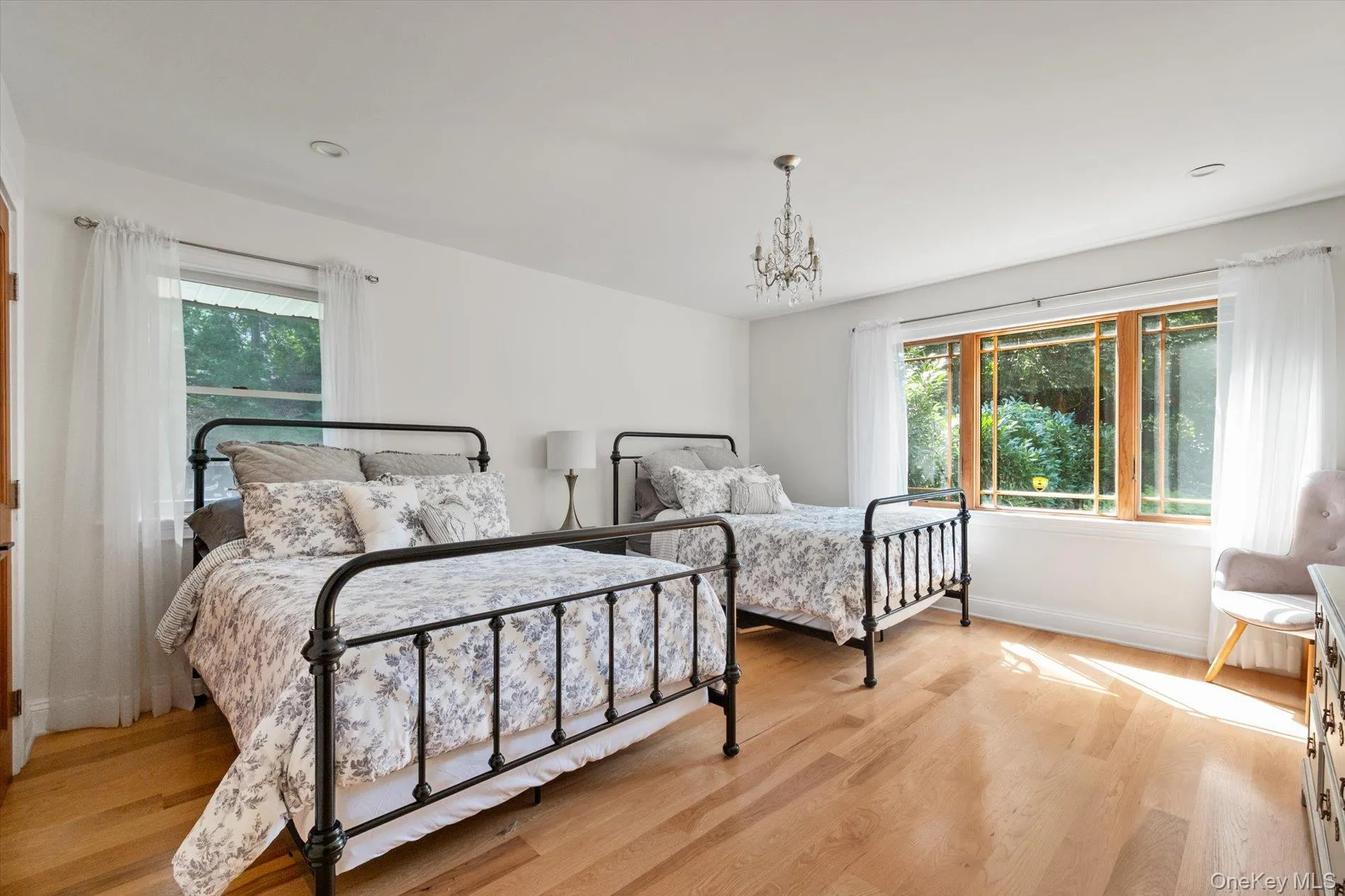 6 Tanyard Lane, Huntington, NY, 5 Bedrooms Bedrooms, 9 Rooms Rooms,4 BathroomsBathrooms,Residential,For Rent,Tanyard,0,1048552 6 Tanyard Lane, Huntington, NY, 5 Bedrooms Bedrooms, 9 Rooms Rooms,4 BathroomsBathrooms,Residential,For Rent,Tanyard,0,1048552