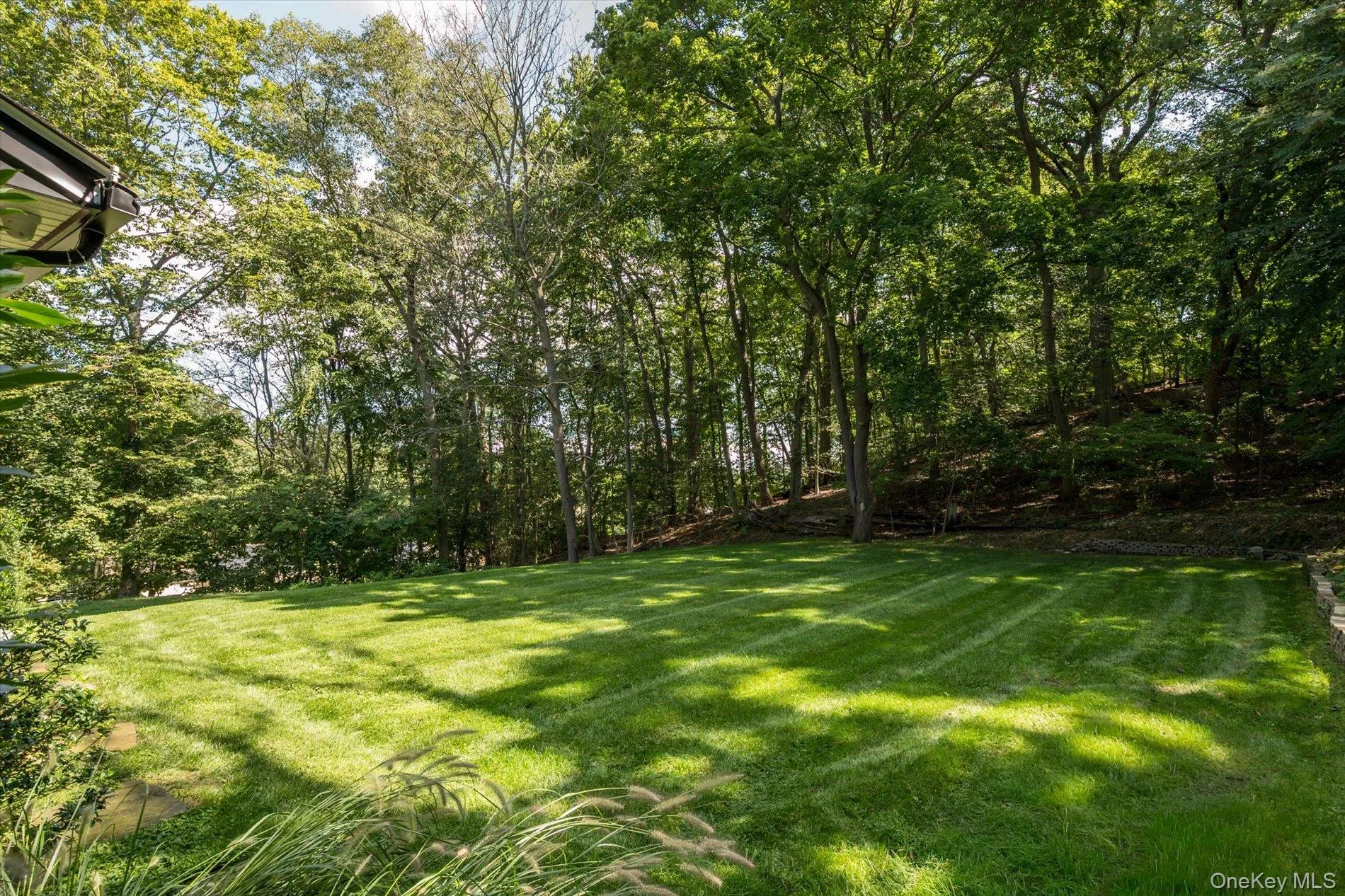 6 Tanyard Lane, Huntington, NY, 5 Bedrooms Bedrooms, 9 Rooms Rooms,4 BathroomsBathrooms,Residential,For Rent,Tanyard,0,1048552 6 Tanyard Lane, Huntington, NY, 5 Bedrooms Bedrooms, 9 Rooms Rooms,4 BathroomsBathrooms,Residential,For Rent,Tanyard,0,1048552