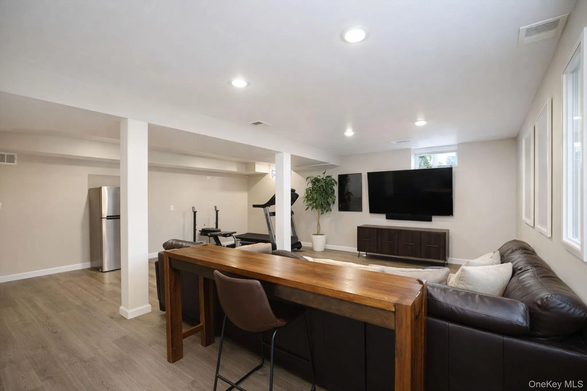 20 Cliff Avenue, Out Of Area, NJ, 4 Bedrooms Bedrooms, 8 Rooms Rooms,2 BathroomsBathrooms,Residential,For Rent,Cliff,0,1048555 20 Cliff Avenue, Out Of Area, NJ, 4 Bedrooms Bedrooms, 8 Rooms Rooms,2 BathroomsBathrooms,Residential,For Rent,Cliff,0,1048555