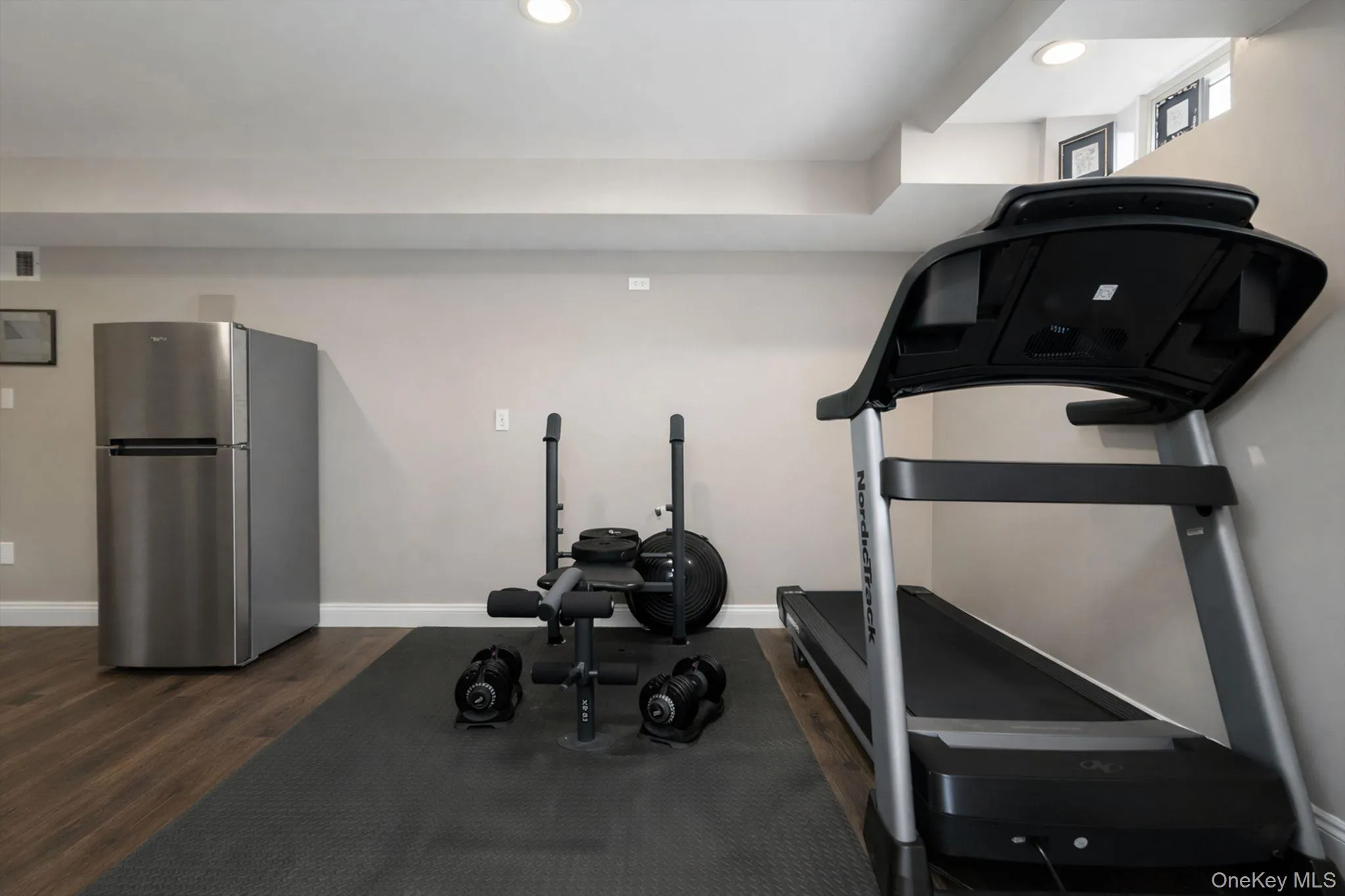 20 Cliff Avenue, Out Of Area, NJ, 4 Bedrooms Bedrooms, 8 Rooms Rooms,2 BathroomsBathrooms,Residential,For Rent,Cliff,0,1048555 20 Cliff Avenue, Out Of Area, NJ, 4 Bedrooms Bedrooms, 8 Rooms Rooms,2 BathroomsBathrooms,Residential,For Rent,Cliff,0,1048555